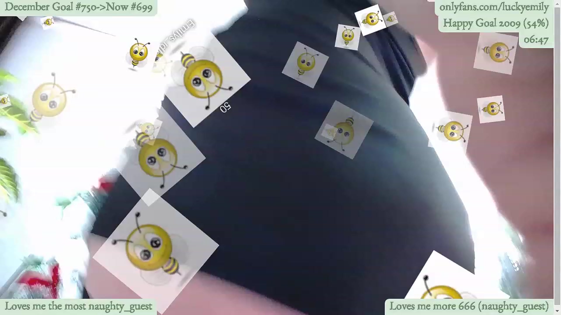 Gallery image thumbnail from Lucky_Emily's myfreecams stream on, 12/22/2023, 09:14 image 19 of 20