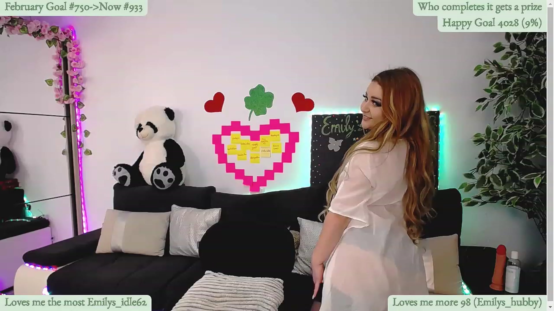 Gallery image thumbnail from Lucky_Emily's myfreecams stream on, 02/16/2024, 09:29 image 10 of 20
