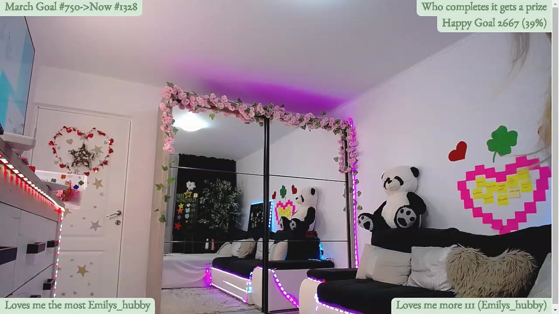 Gallery image thumbnail from Lucky_Emily's myfreecams stream on, 03/11/2024, 10:16 image 18 of 20