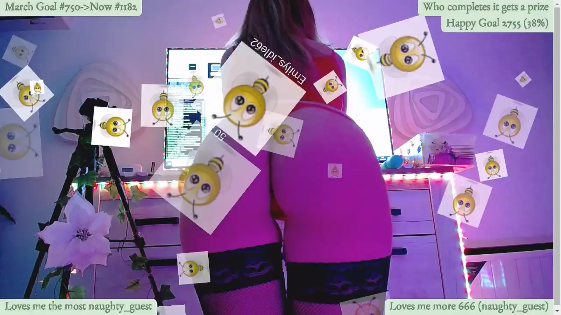 Gallery image thumbnail from Lucky_Emily's myfreecams stream on, 03/29/2024, 09:20 image 13 of 20