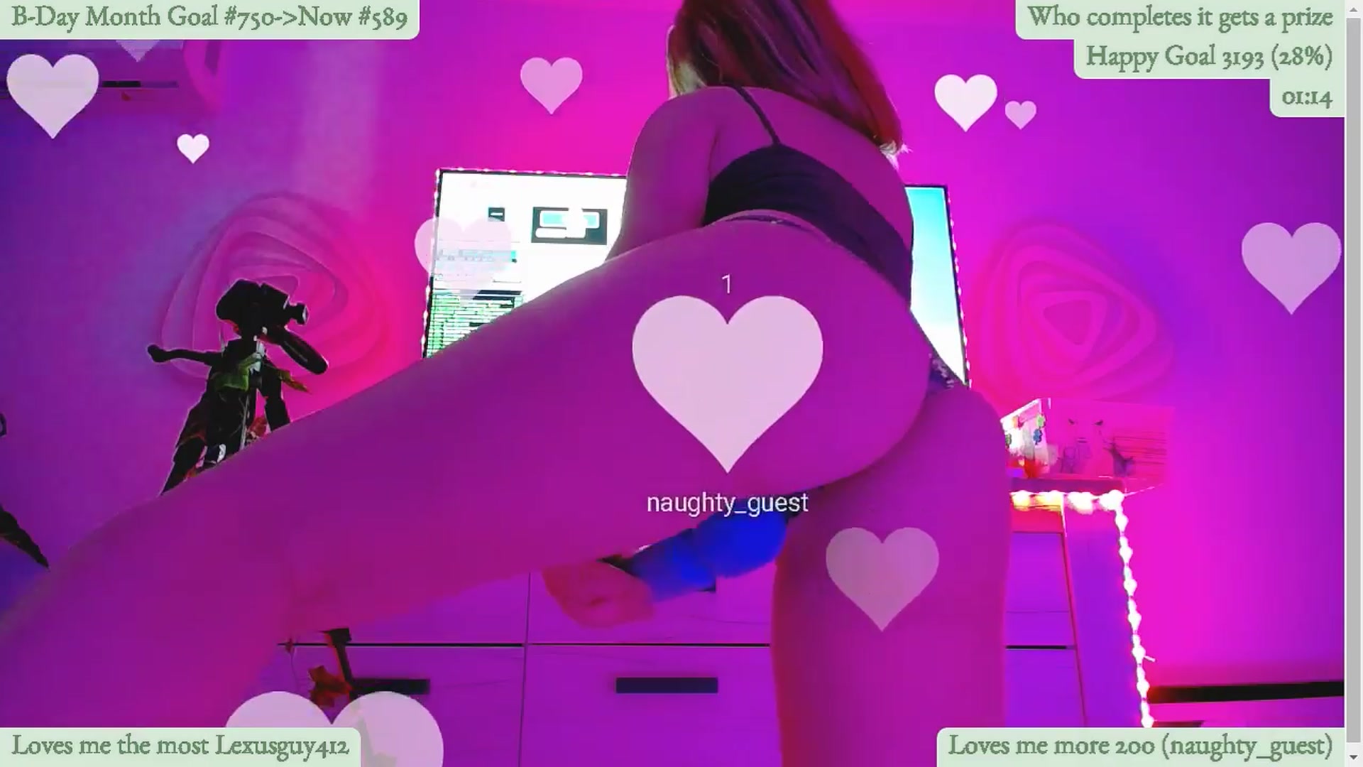 Gallery image thumbnail from Lucky_Emily's myfreecams stream on, 04/02/2024, 08:38 image 14 of 20