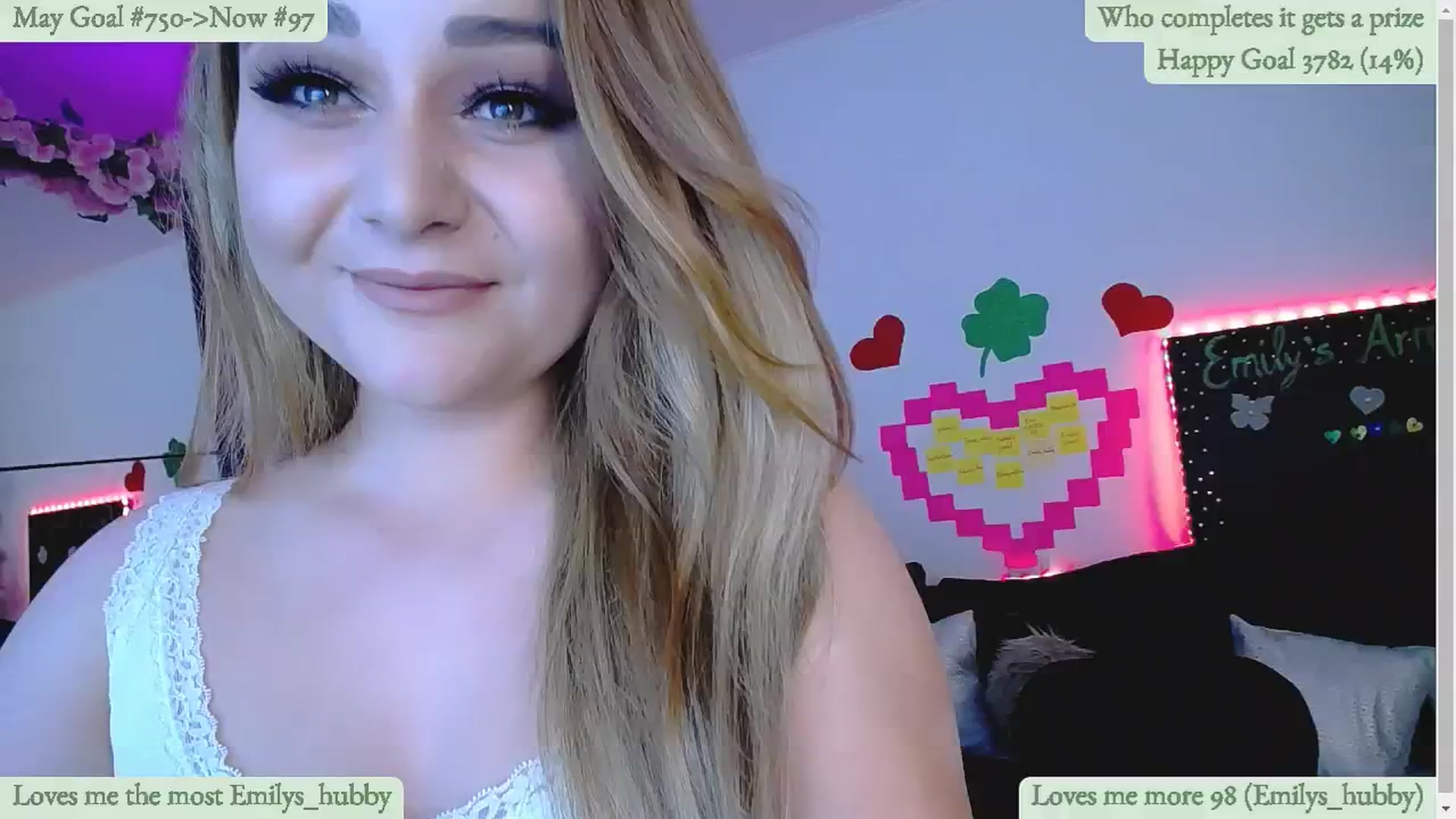 Gallery image thumbnail from Lucky_Emily's myfreecams stream on, 05/01/2024, 08:14 image 9 of 20