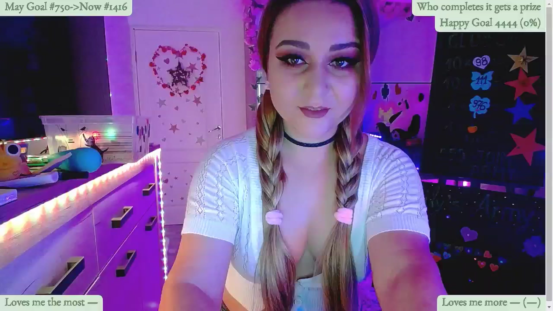 Gallery image thumbnail from Lucky_Emily's myfreecams stream on, 05/08/2024, 08:35 image 1 of 20