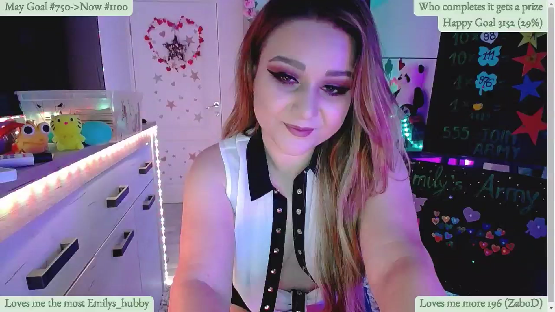 Gallery image thumbnail from Lucky_Emily's myfreecams stream on, 05/17/2024, 08:28 image 13 of 20