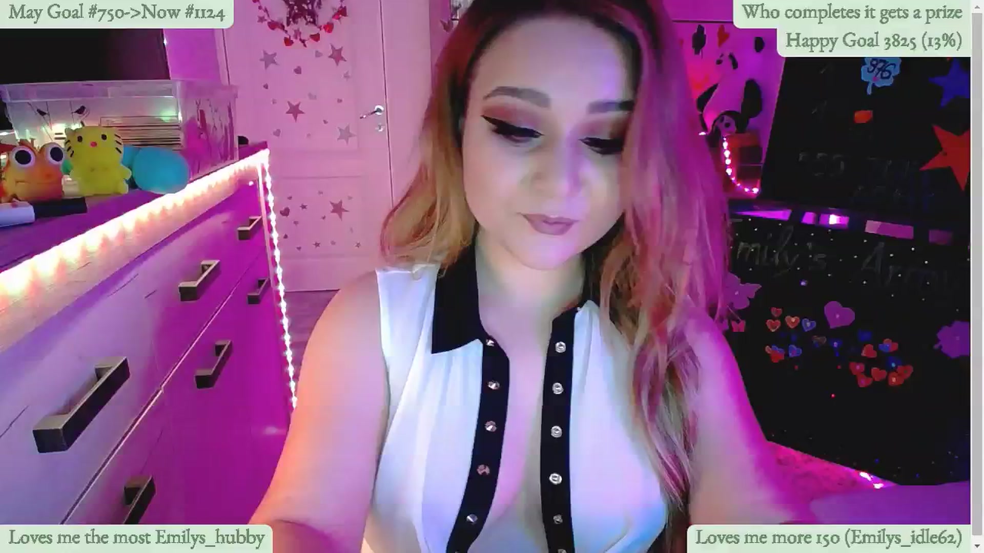 Gallery image thumbnail from Lucky_Emily's myfreecams stream on, 05/17/2024, 08:28 image 8 of 20