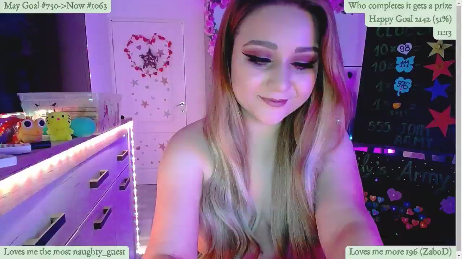 Gallery image thumbnail from Lucky_Emily's myfreecams stream on, 05/17/2024, 09:08 image 9 of 20