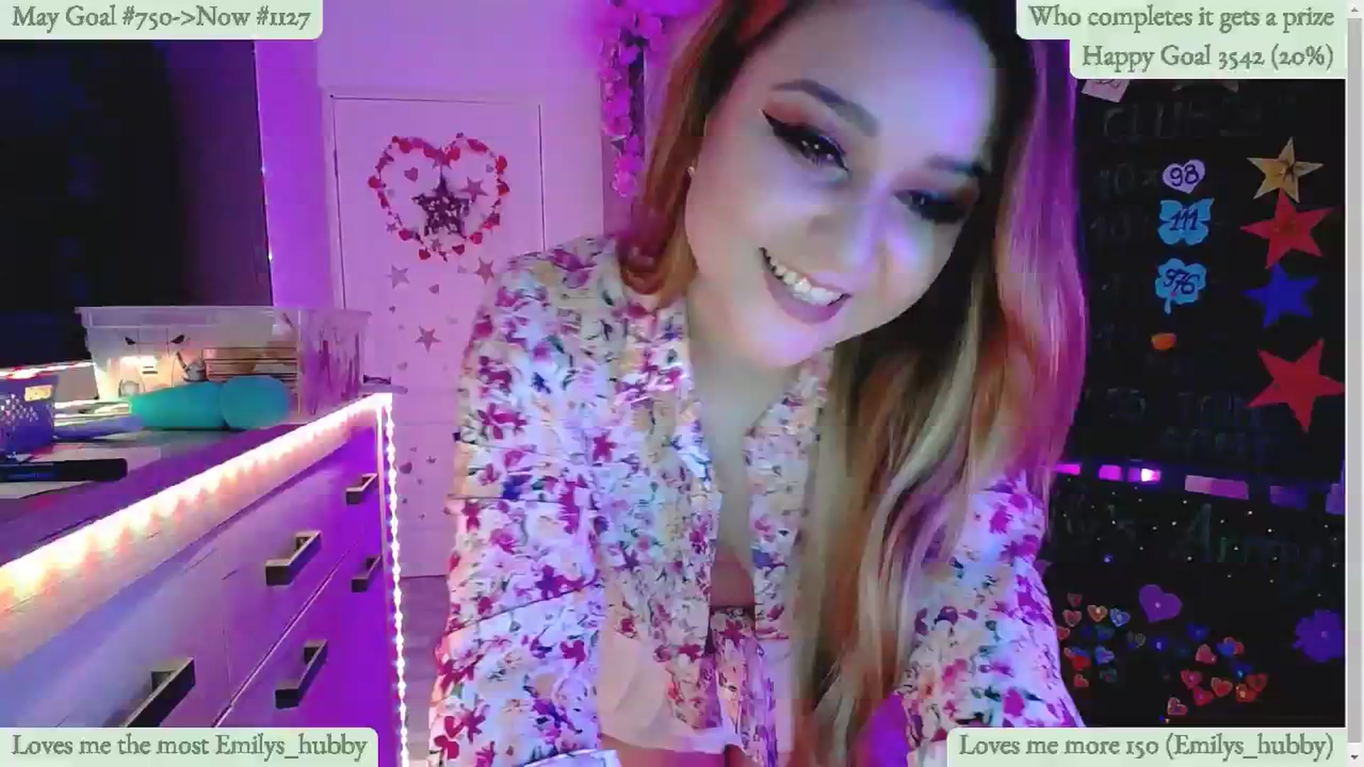Gallery image thumbnail from Lucky_Emily's myfreecams stream on, 05/22/2024, 09:00 image 11 of 20