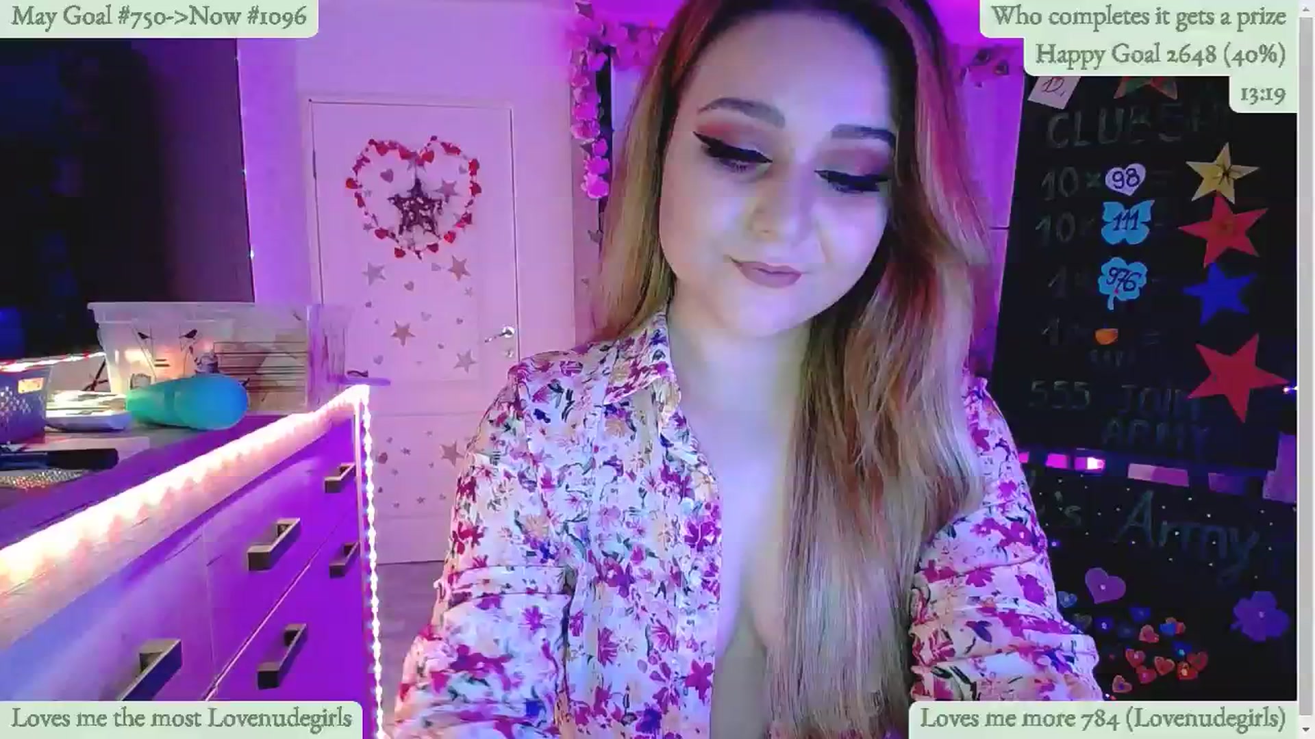 Gallery image thumbnail from Lucky_Emily's myfreecams stream on, 05/22/2024, 09:27 image 1 of 20