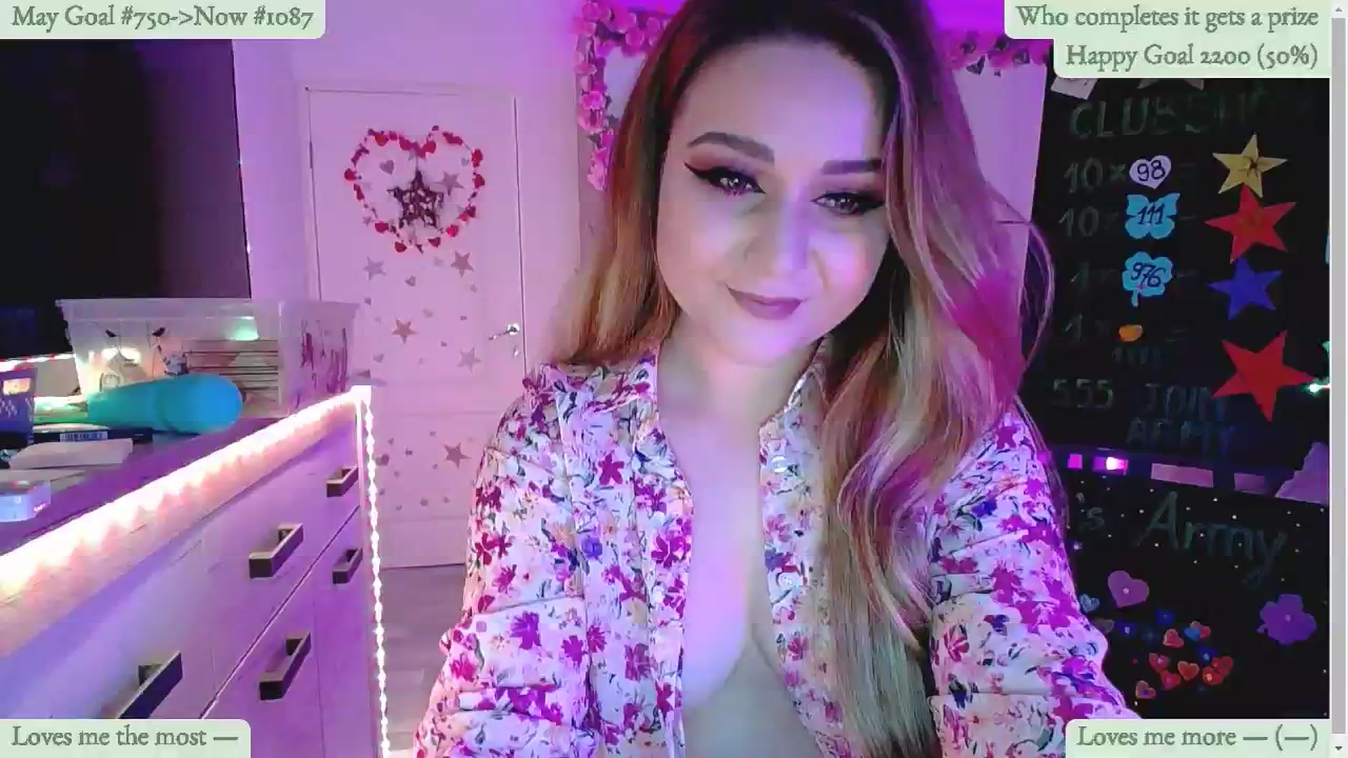 Gallery image thumbnail from Lucky_Emily's myfreecams stream on, 05/24/2024, 08:24 image 1 of 20