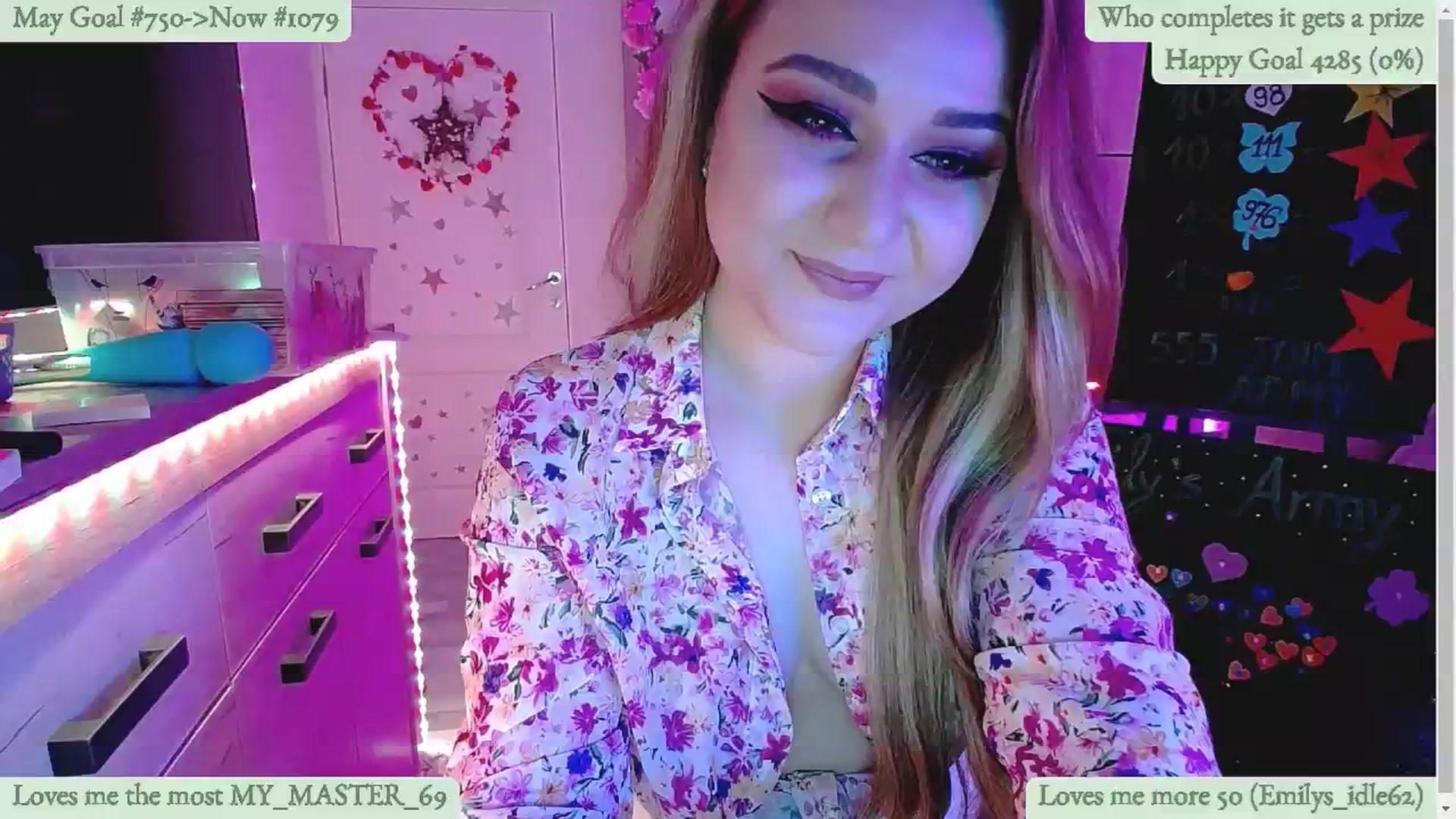 Gallery image thumbnail from Lucky_Emily's myfreecams stream on, 05/24/2024, 08:24 image 17 of 20