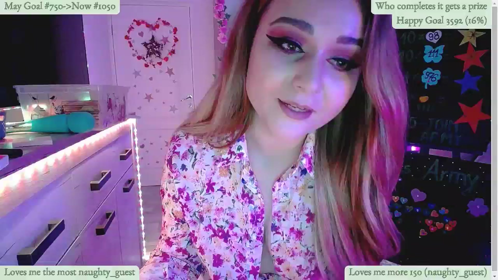 Gallery image thumbnail from Lucky_Emily's myfreecams stream on, 05/24/2024, 09:29 image 14 of 20