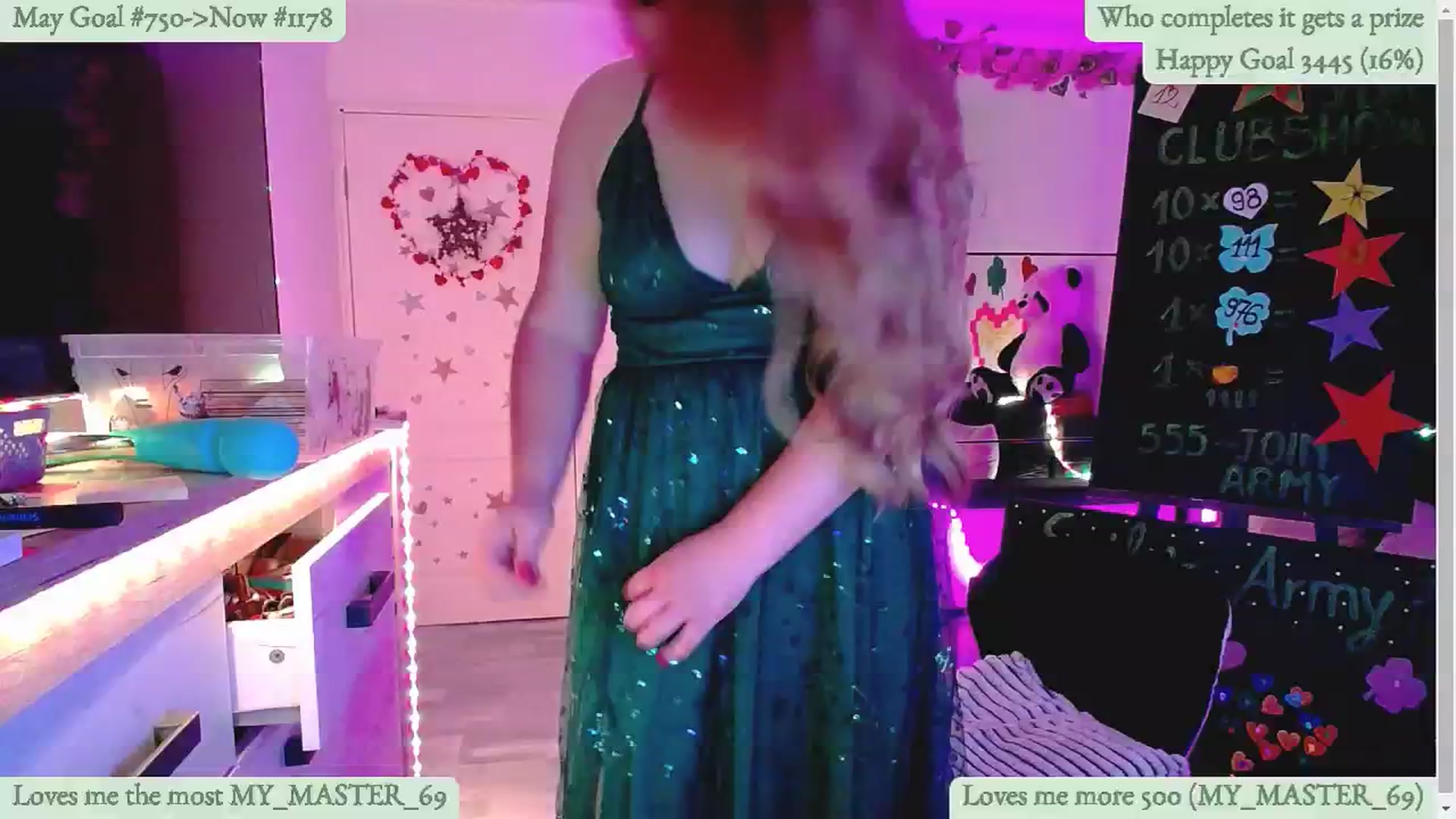 Gallery image thumbnail from Lucky_Emily's myfreecams stream on, 05/27/2024, 08:37 image 15 of 20