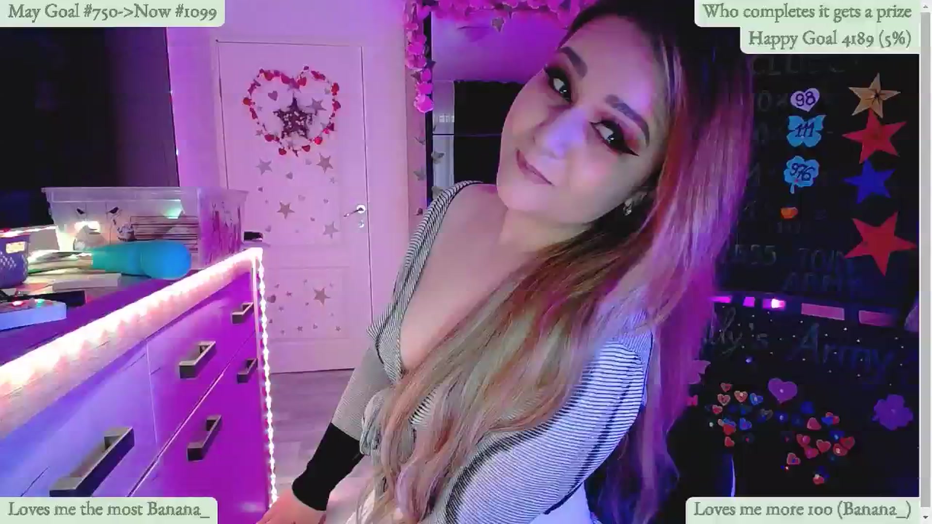 Gallery image thumbnail from Lucky_Emily's myfreecams stream on, 05/29/2024, 08:41 image 7 of 20