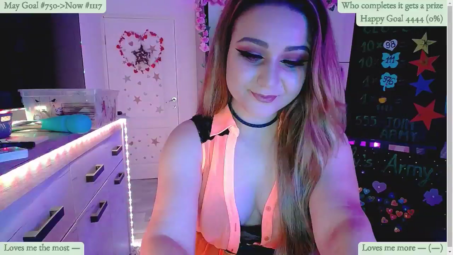 Gallery image thumbnail from Lucky_Emily's myfreecams stream on, 05/30/2024, 08:49 image 1 of 20