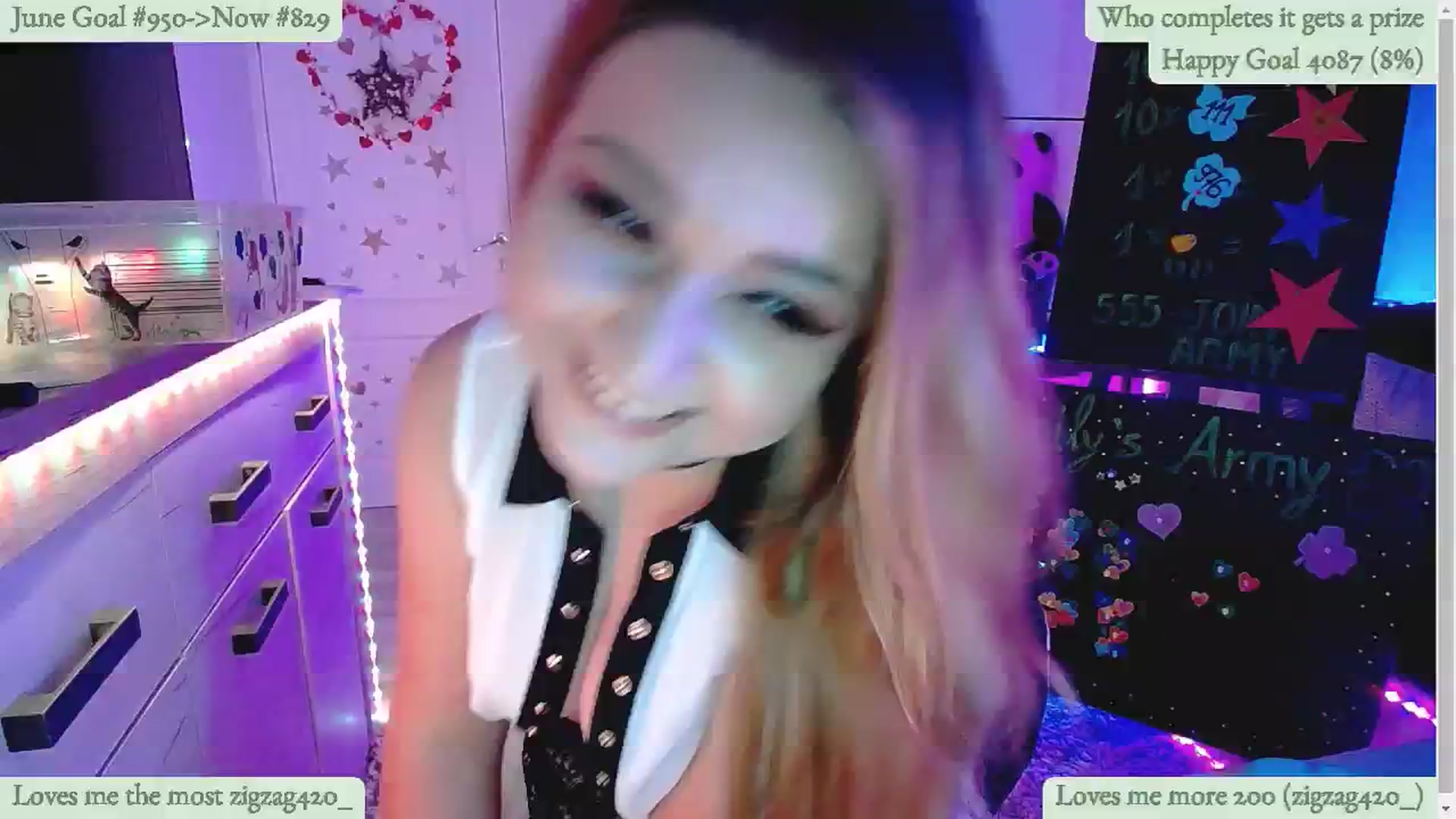 Gallery image thumbnail from Lucky_Emily's myfreecams stream on, 06/06/2024, 09:36 image 9 of 20