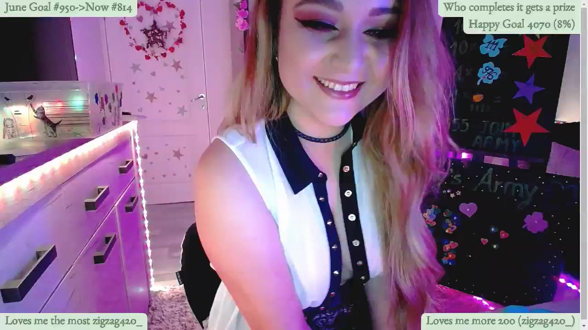 Gallery image thumbnail from Lucky_Emily's myfreecams stream on, 06/06/2024, 09:36 image 11 of 20