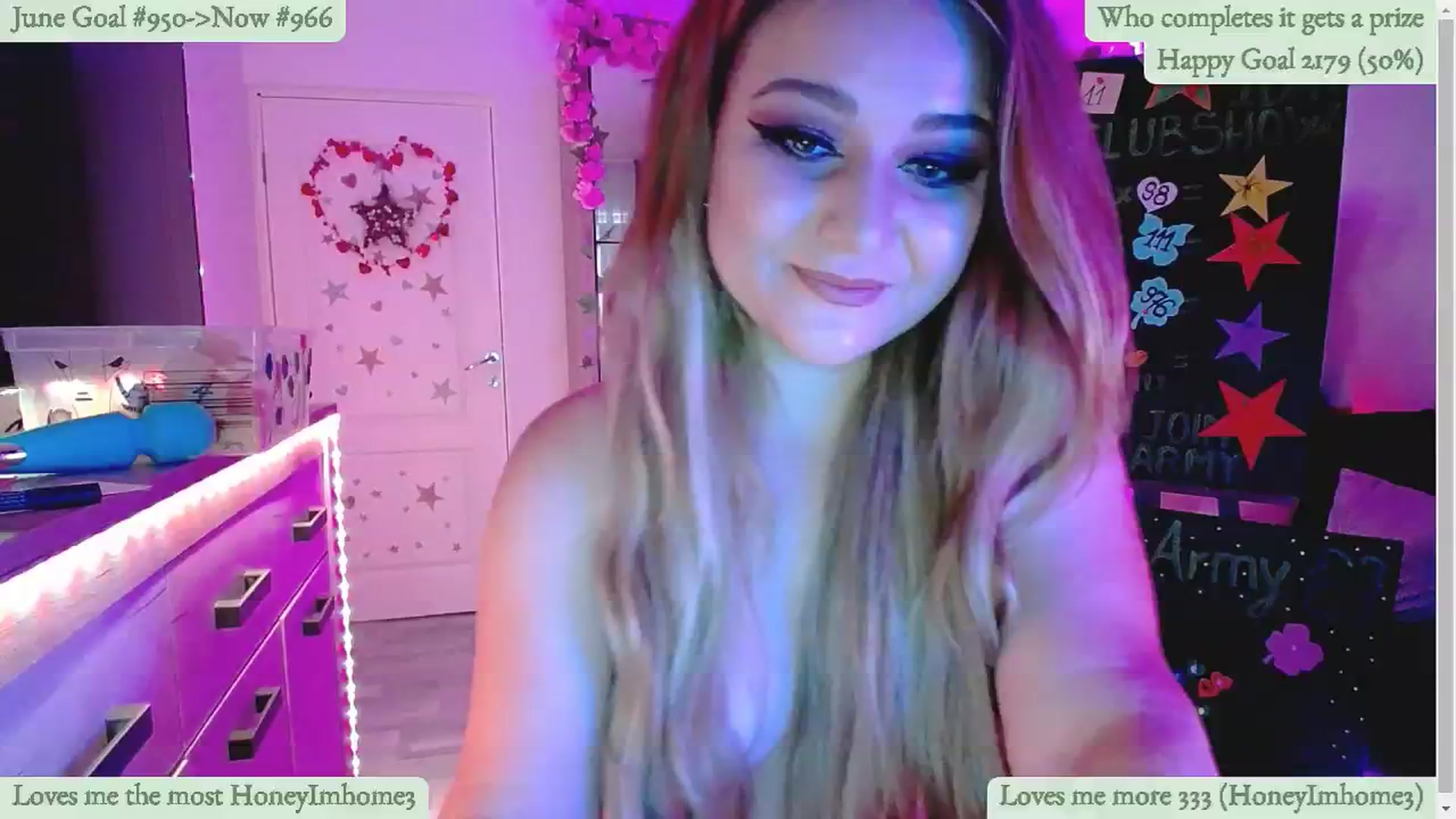 Gallery image thumbnail from Lucky_Emily's myfreecams stream on, 06/12/2024, 09:30 image 16 of 20