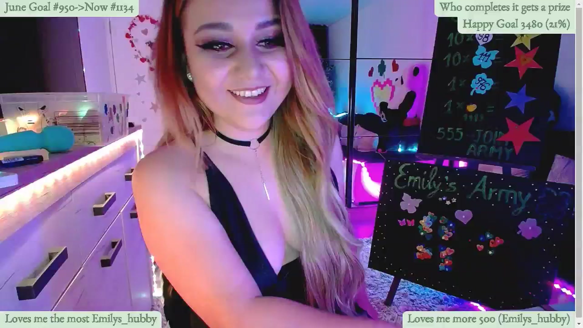 Gallery image thumbnail from Lucky_Emily's myfreecams stream on, 06/17/2024, 08:29 image 19 of 20