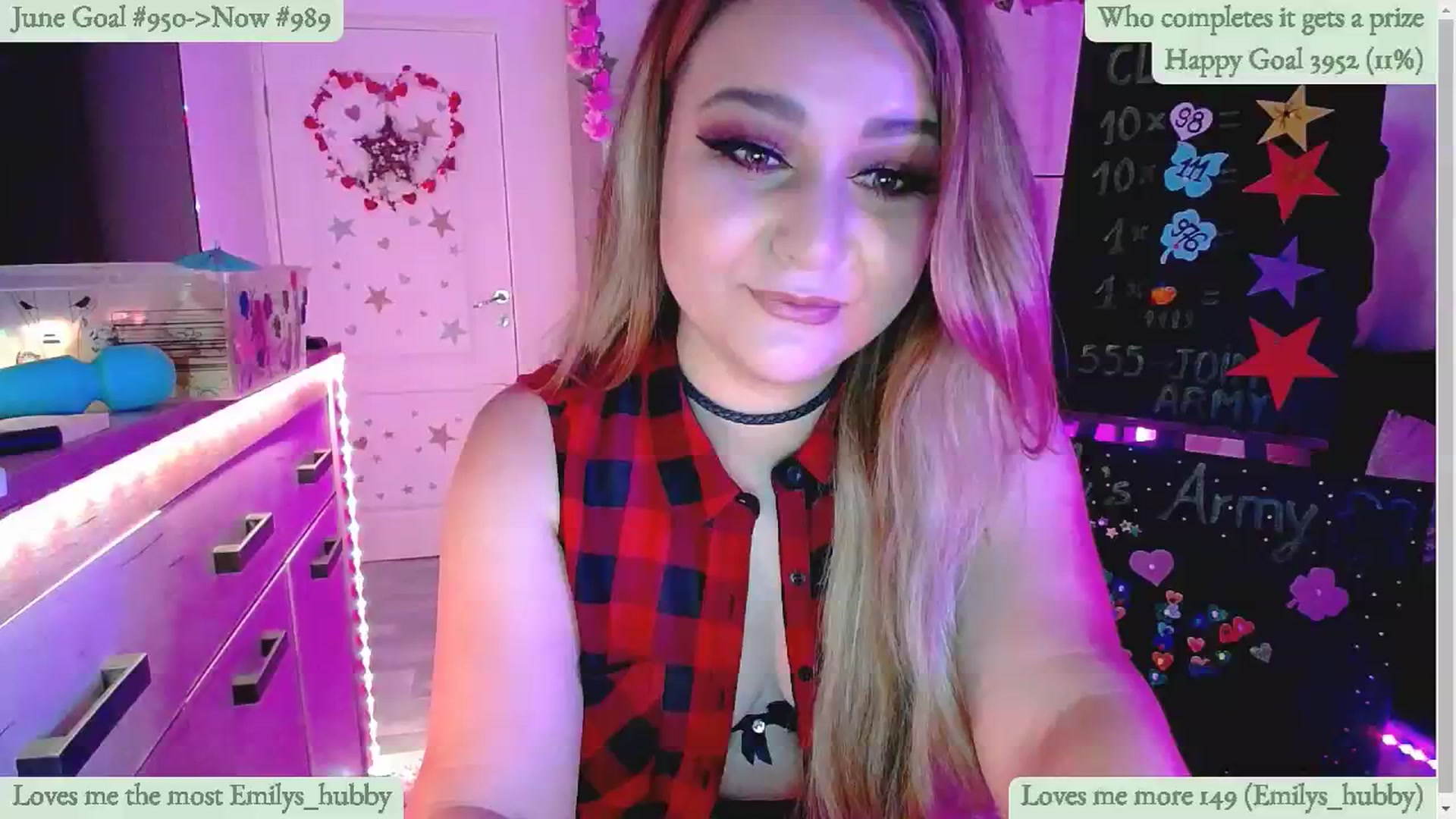 Gallery image thumbnail from Lucky_Emily's myfreecams stream on, 06/25/2024, 08:28 image 8 of 20