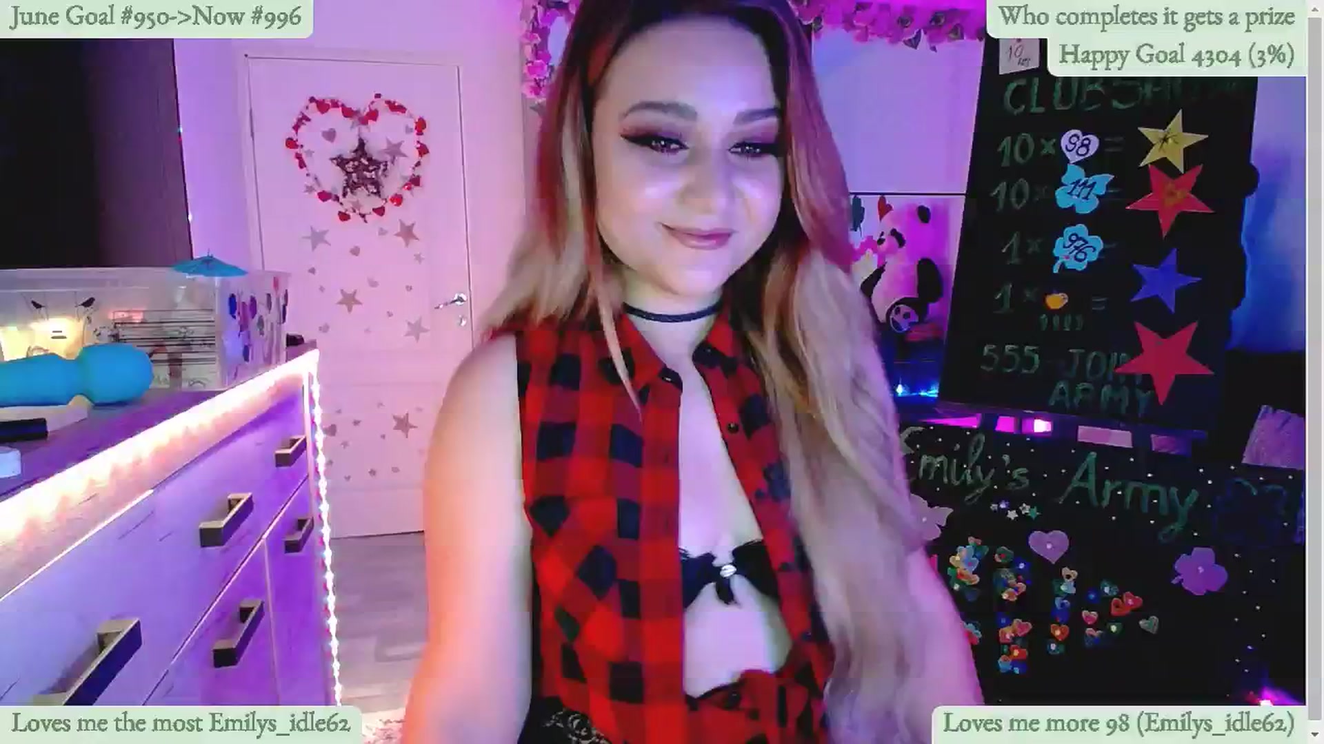 Gallery image thumbnail from Lucky_Emily's myfreecams stream on, 06/25/2024, 08:28 image 2 of 20
