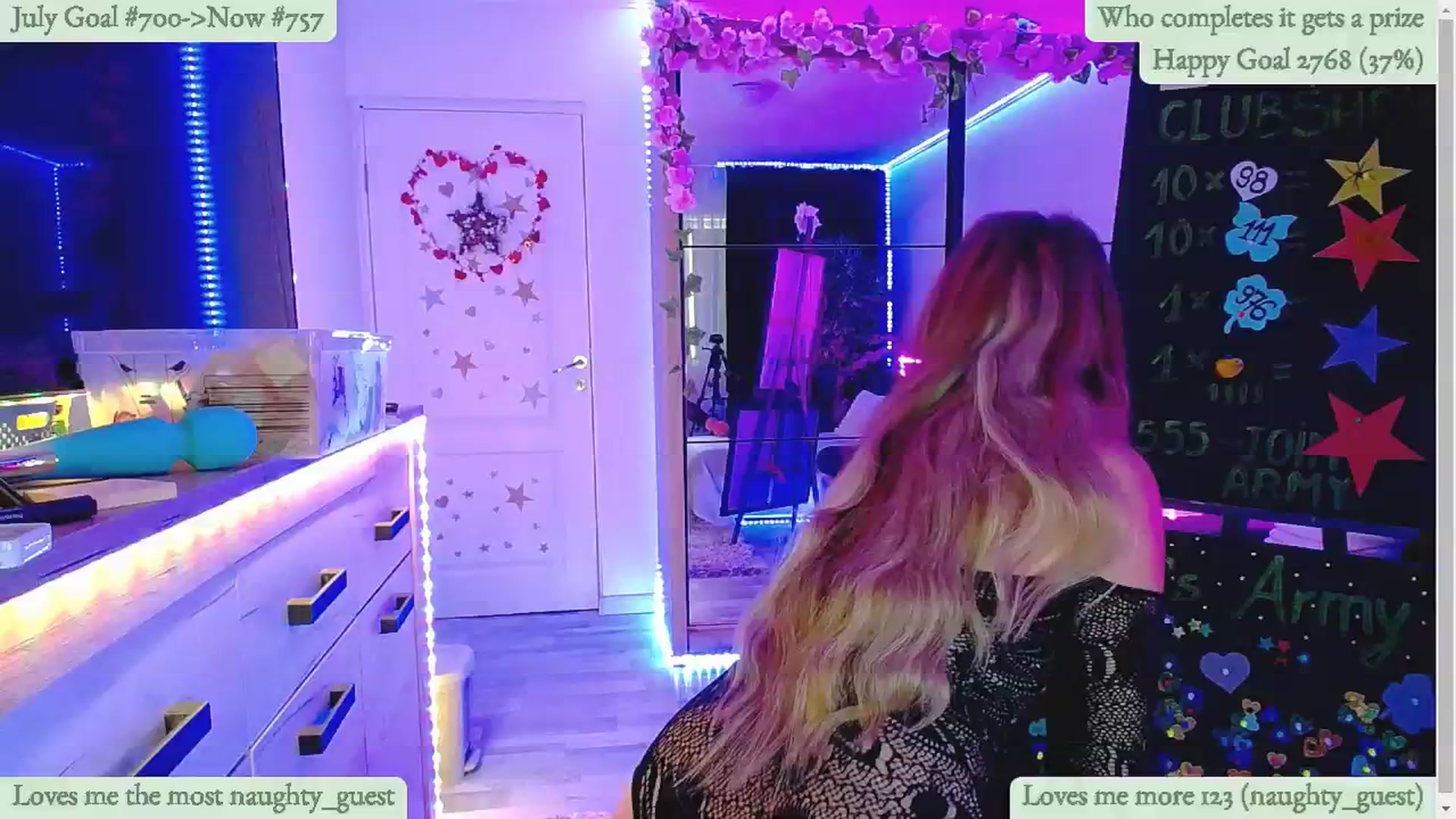 Gallery image thumbnail from Lucky_Emily's myfreecams stream on, 07/31/2024, 09:32 image 18 of 20