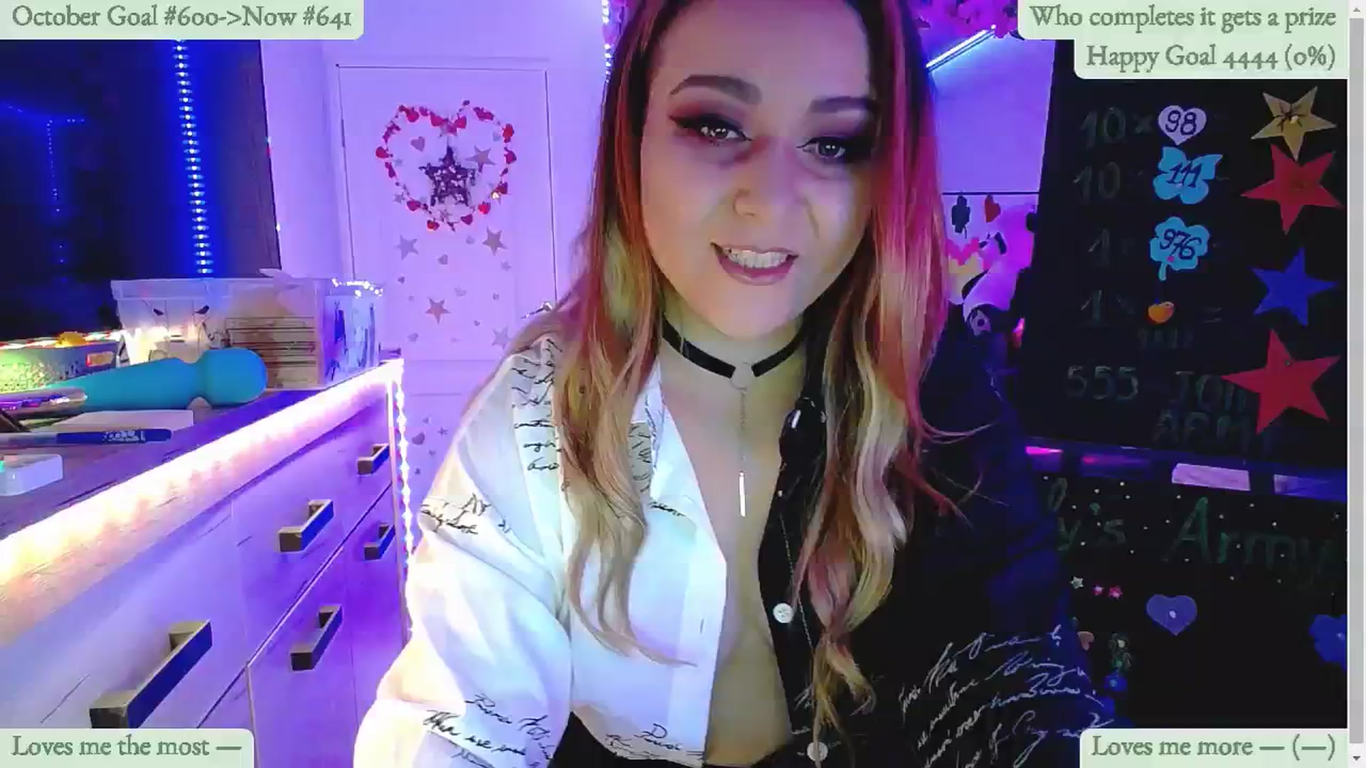Gallery image thumbnail from Lucky_Emily's myfreecams stream on, 10/17/2024, 08:54 image 1 of 20