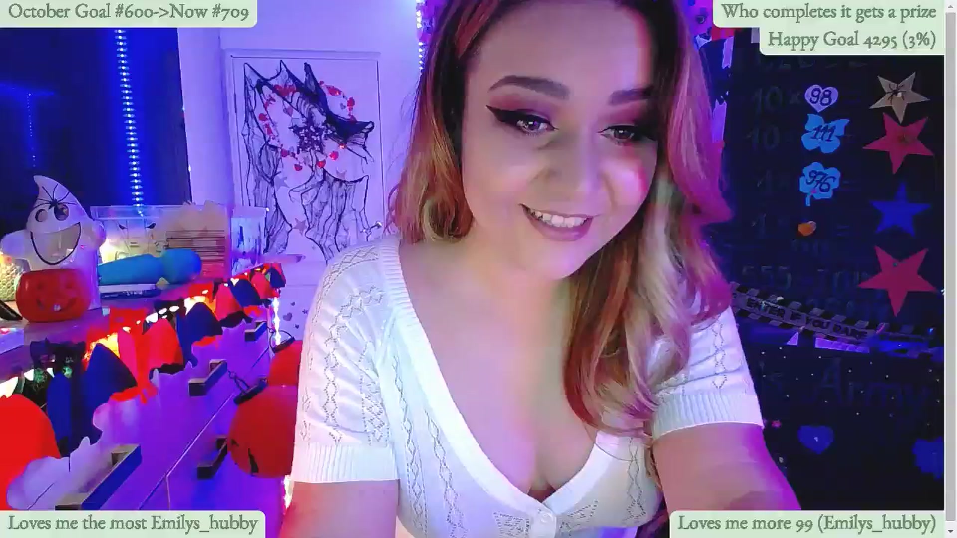 Gallery image thumbnail from Lucky_Emily's myfreecams stream on, 10/22/2024, 08:34 image 7 of 20