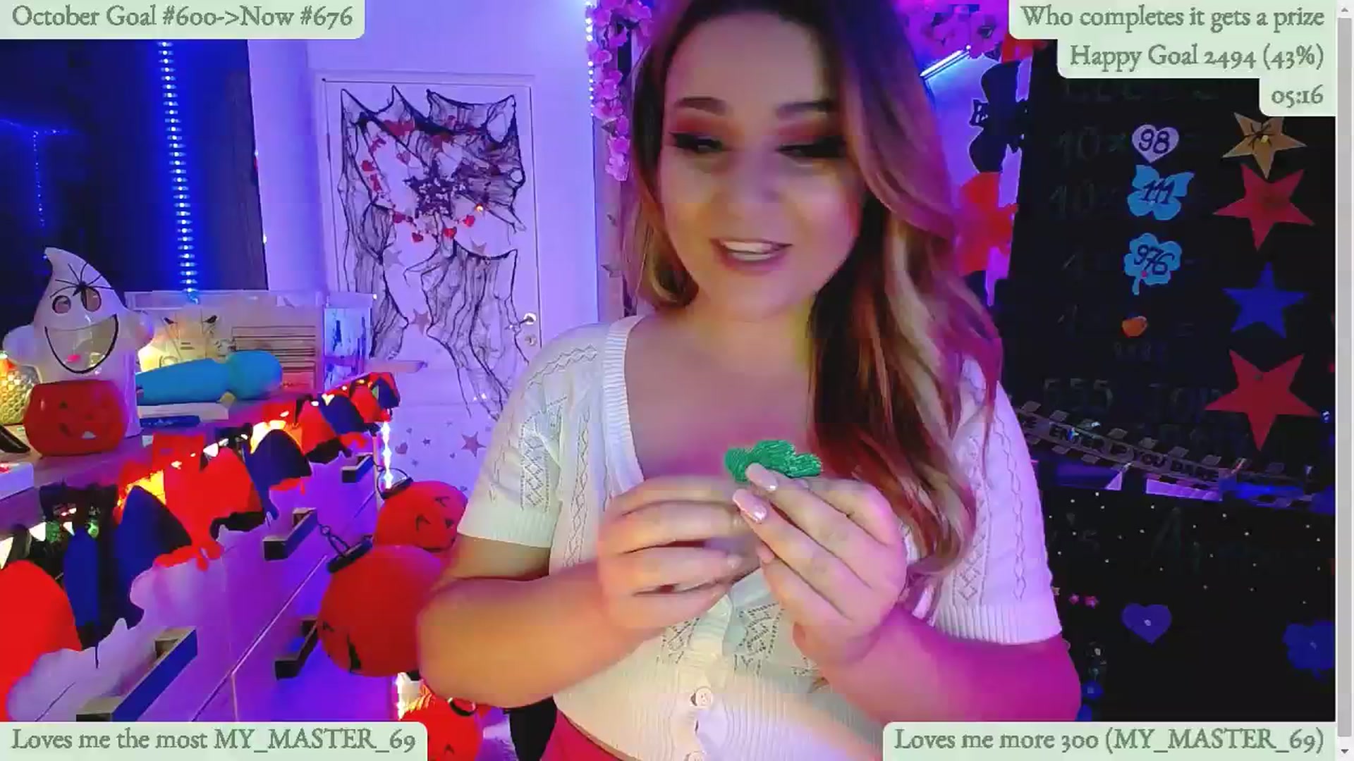 Gallery image thumbnail from Lucky_Emily's myfreecams stream on, 10/22/2024, 09:10 image 6 of 20
