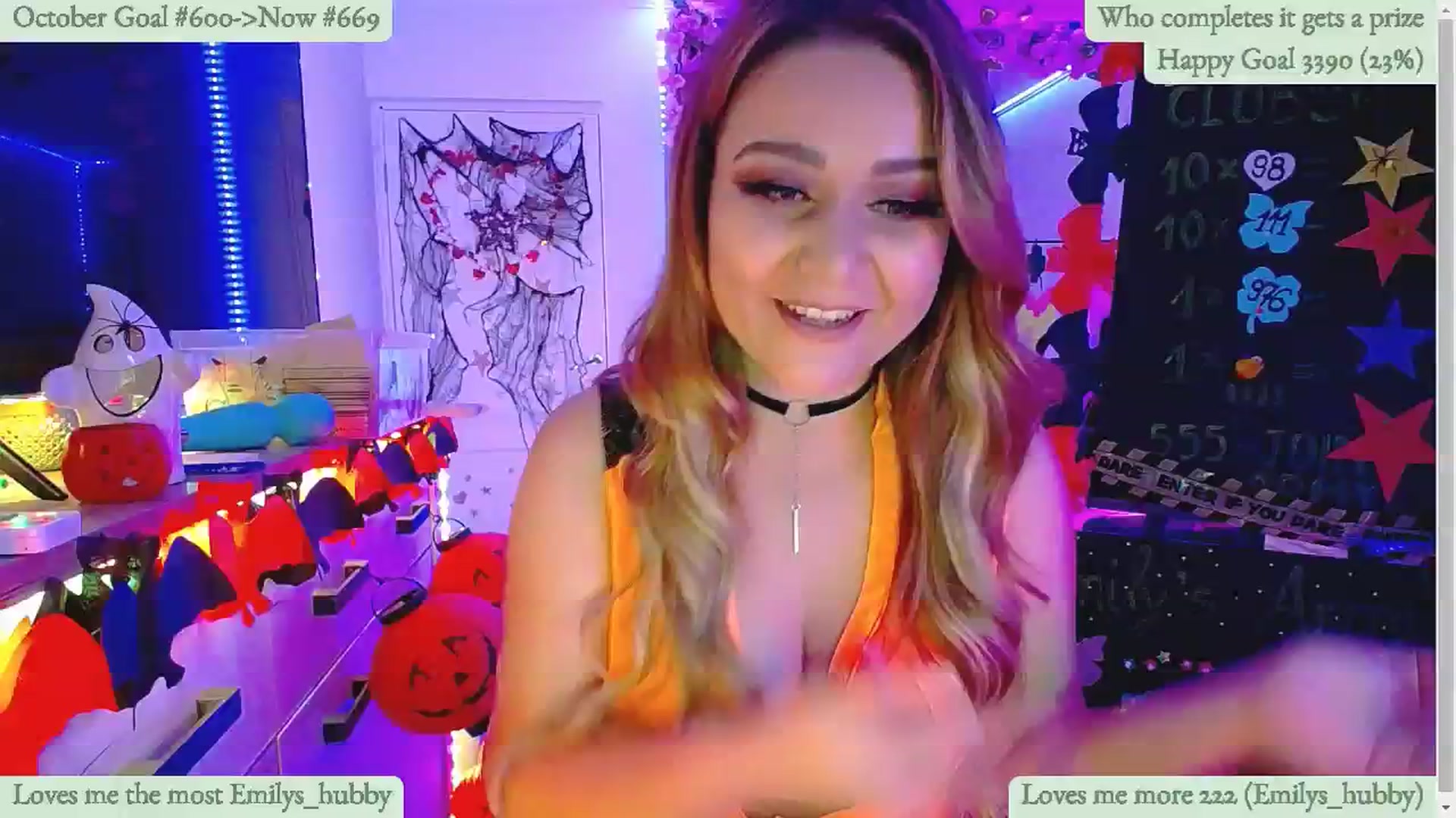 Gallery image thumbnail from Lucky_Emily's myfreecams stream on, 10/23/2024, 08:38 image 19 of 20