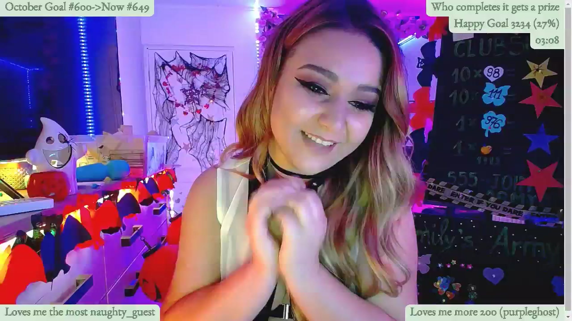 Gallery image thumbnail from Lucky_Emily's myfreecams stream on, 10/25/2024, 09:22 image 17 of 20