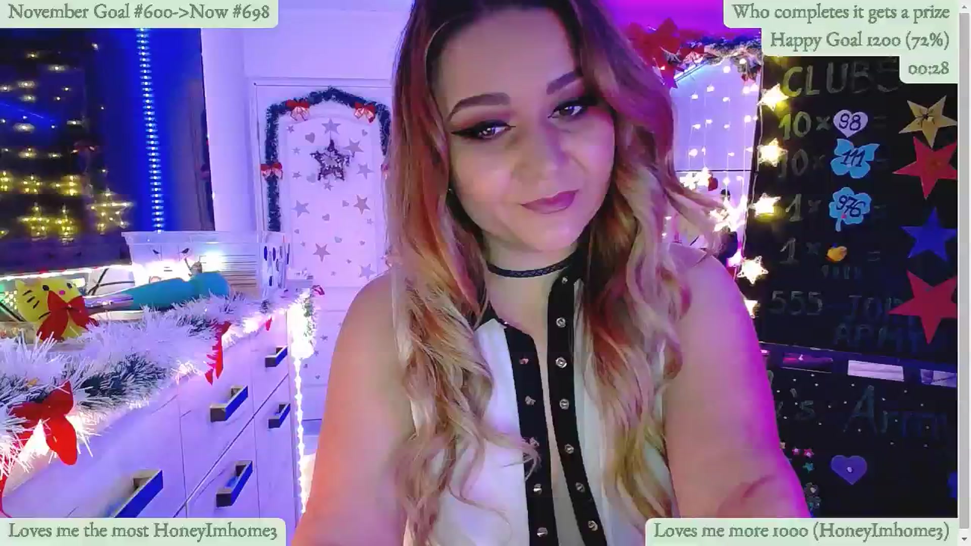 Gallery image thumbnail from Lucky_Emily's myfreecams stream on, 11/11/2024, 10:21 image 14 of 20