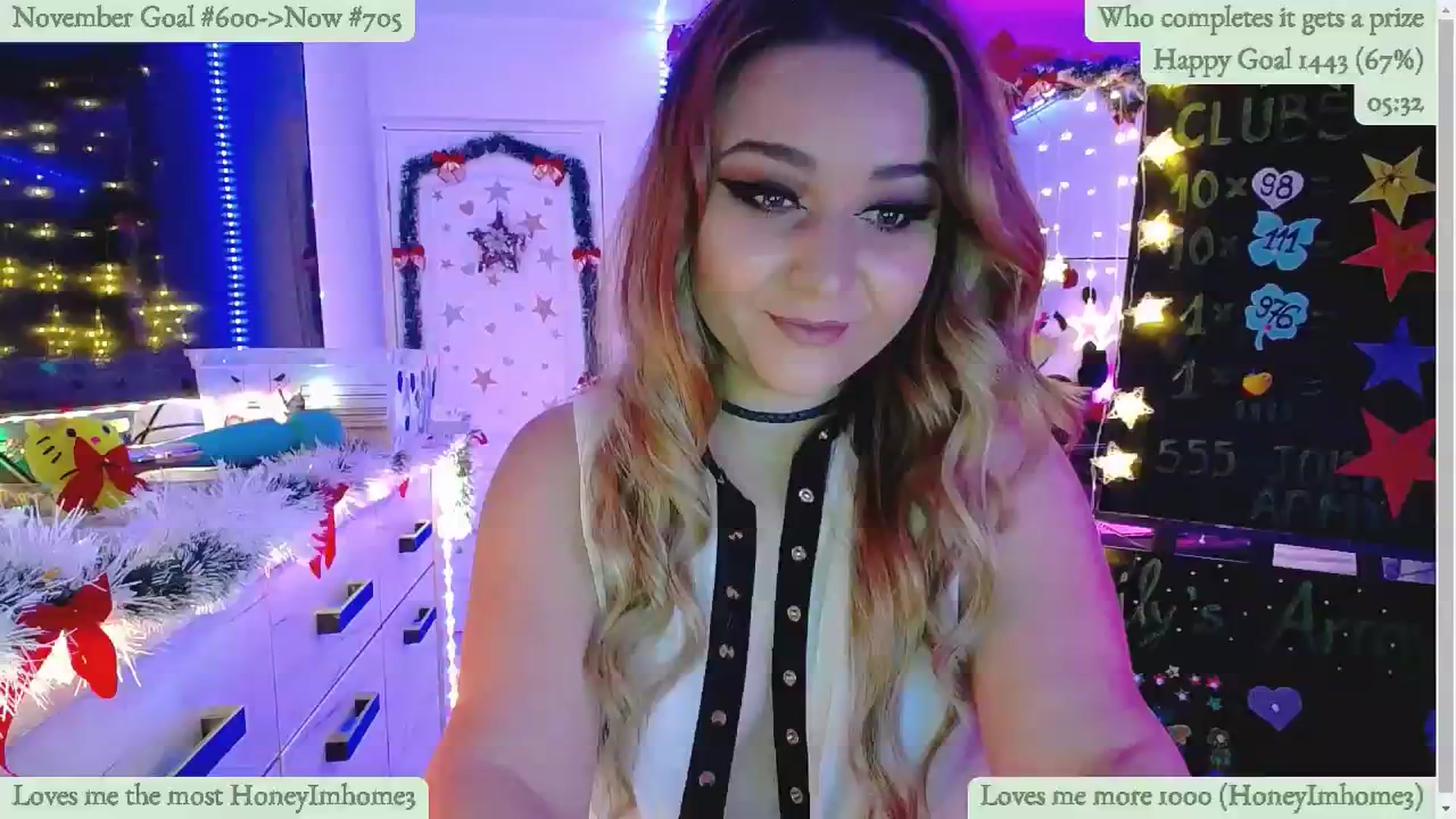 Gallery image thumbnail from Lucky_Emily's myfreecams stream on, 11/11/2024, 10:21 image 9 of 20