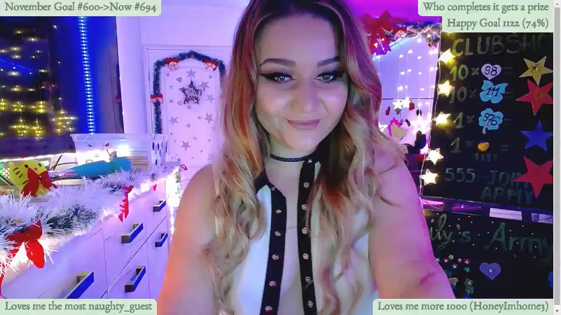 Gallery image thumbnail from Lucky_Emily's myfreecams stream on, 11/11/2024, 10:21 image 17 of 20