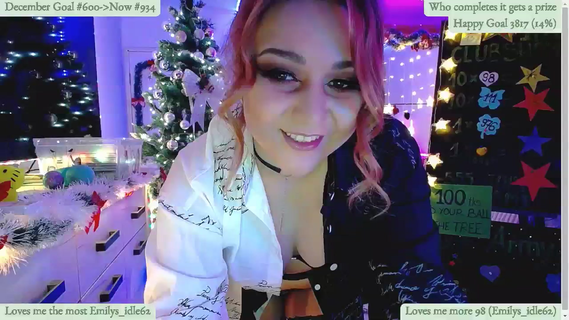 Gallery image thumbnail from Lucky_Emily's myfreecams stream on, 12/30/2024, 10:11 image 5 of 20