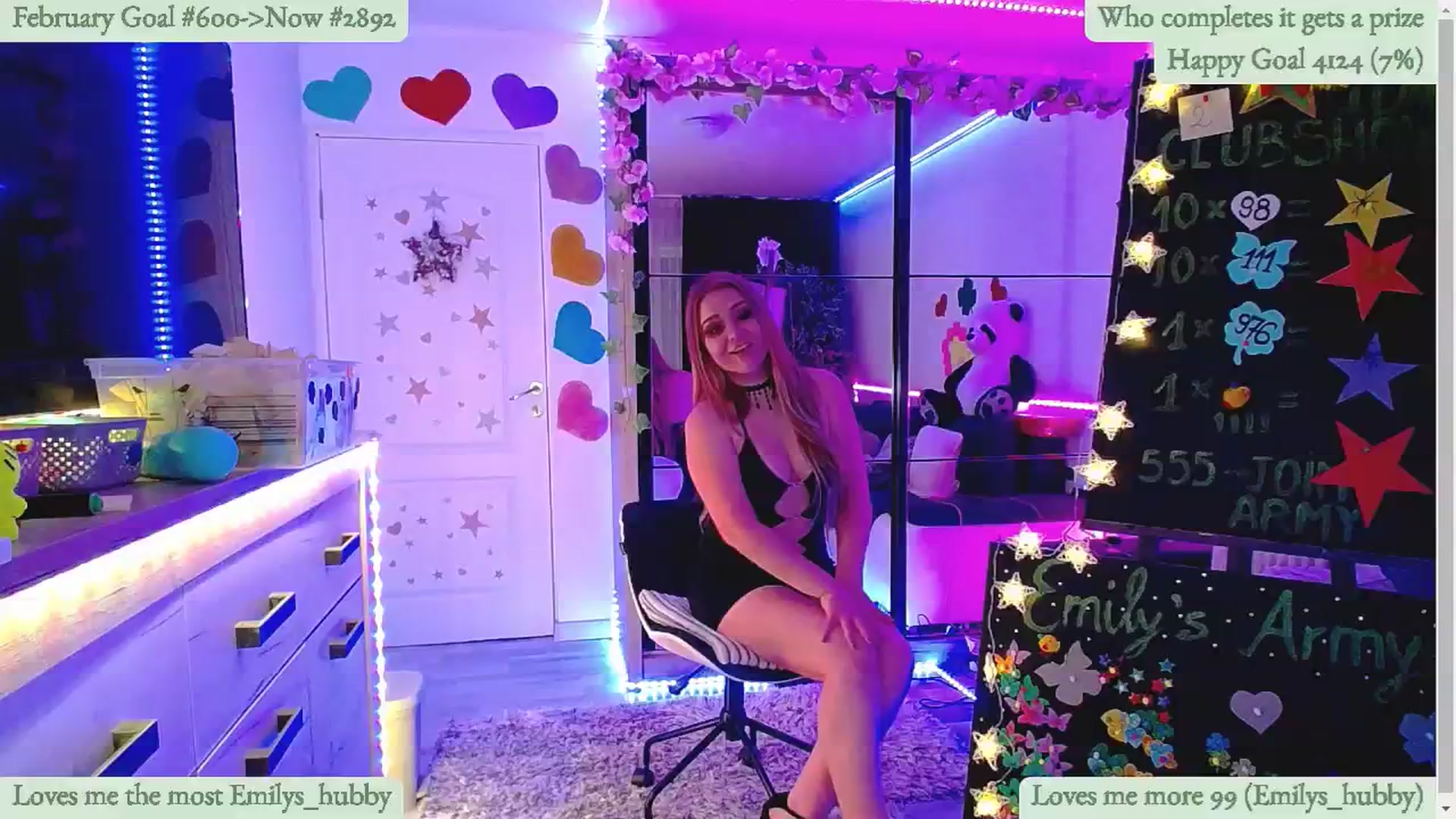Gallery image thumbnail from Lucky_Emily's myfreecams stream on, 02/03/2025, 09:40 image 8 of 20