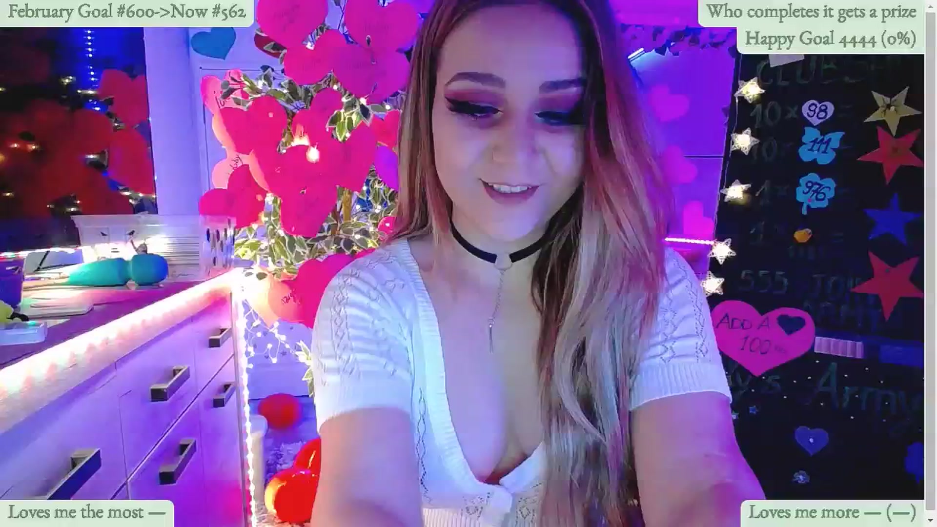 Gallery image thumbnail from Lucky_Emily's myfreecams stream on, 02/17/2025, 10:11 image 1 of 20