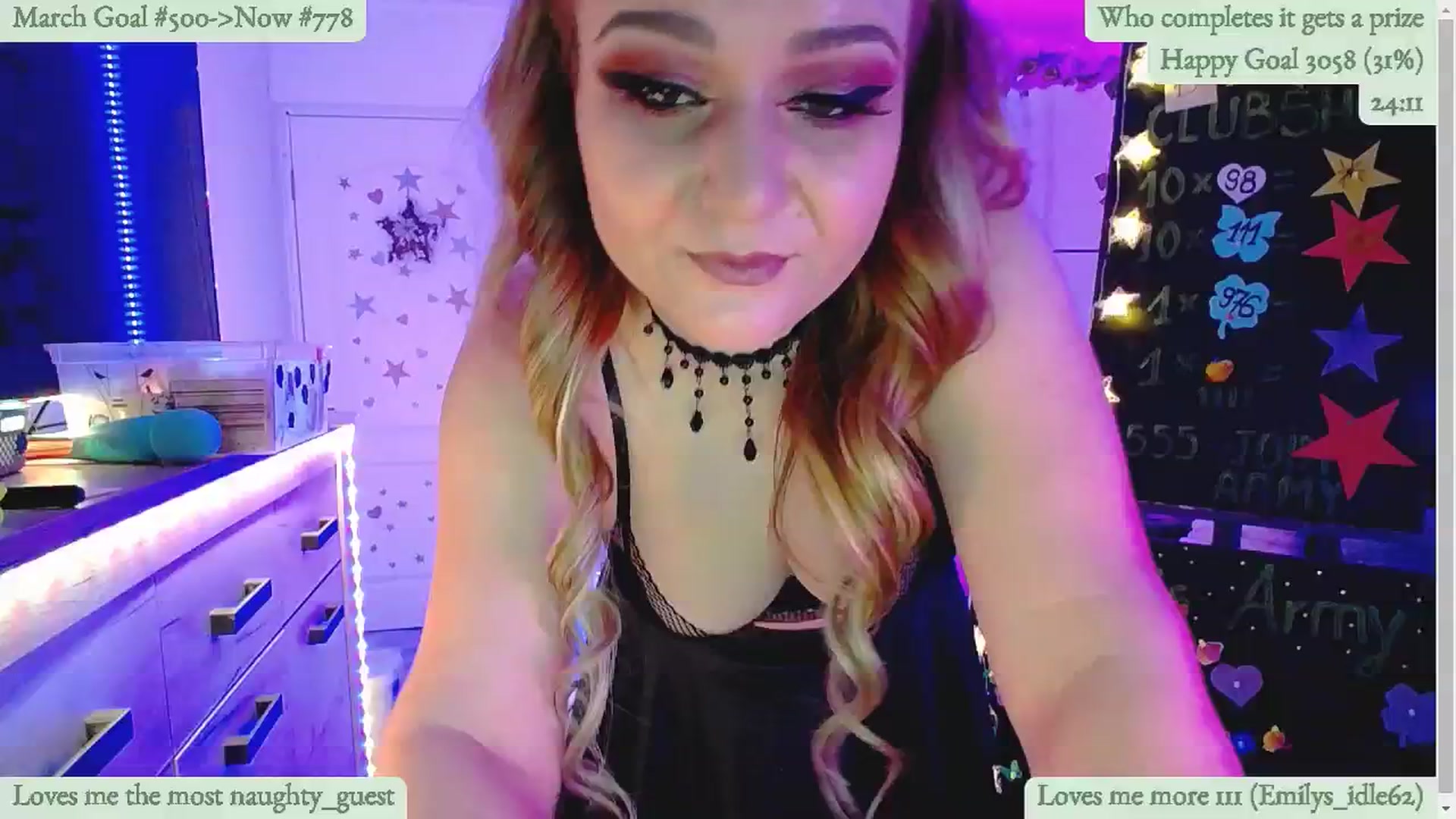 Gallery image thumbnail from Lucky_Emily's myfreecams stream on, 03/18/2025, 10:17 image 5 of 20
