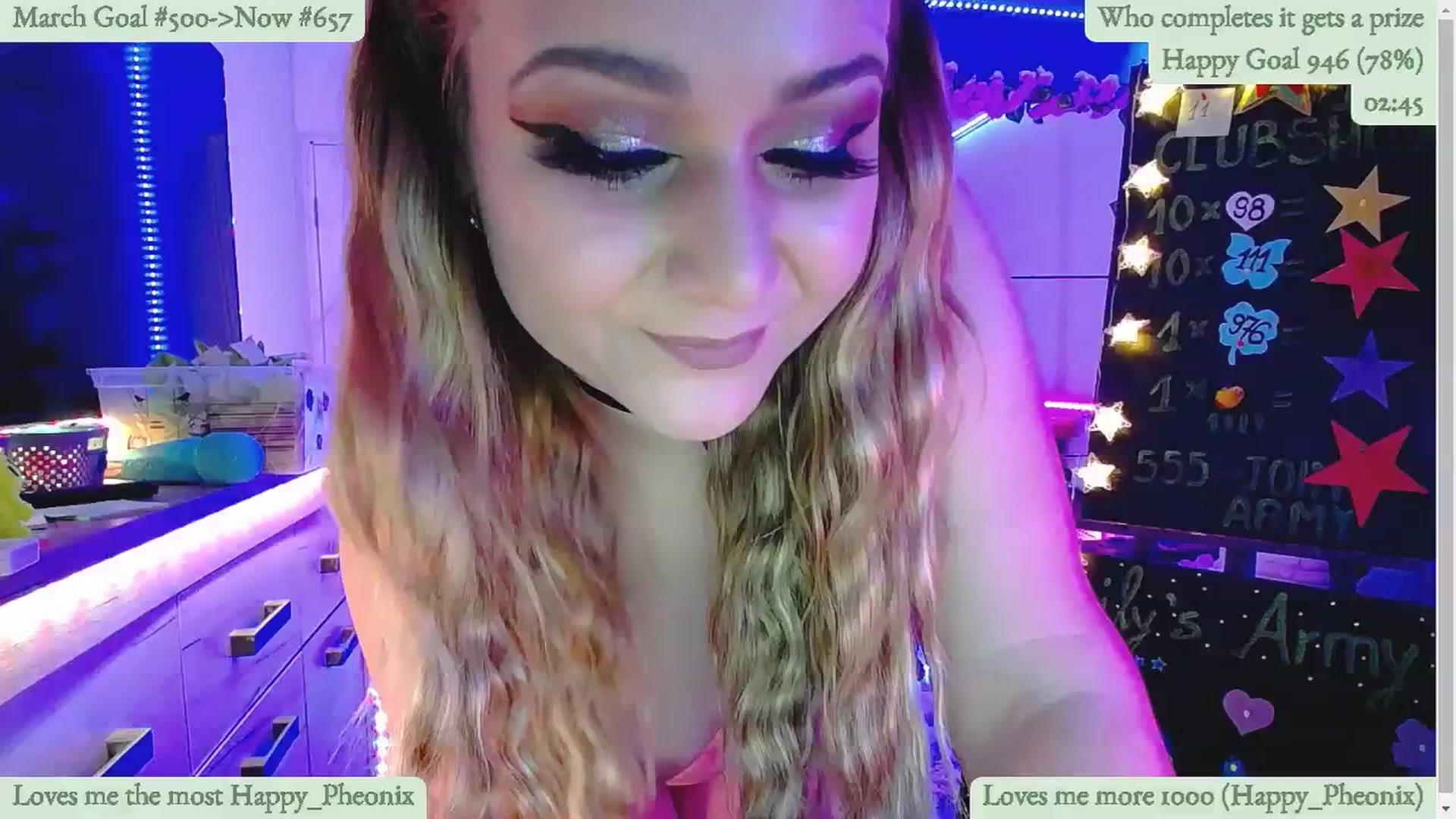 Gallery image thumbnail from Lucky_Emily's myfreecams stream on, 03/28/2025, 10:27 image 12 of 20