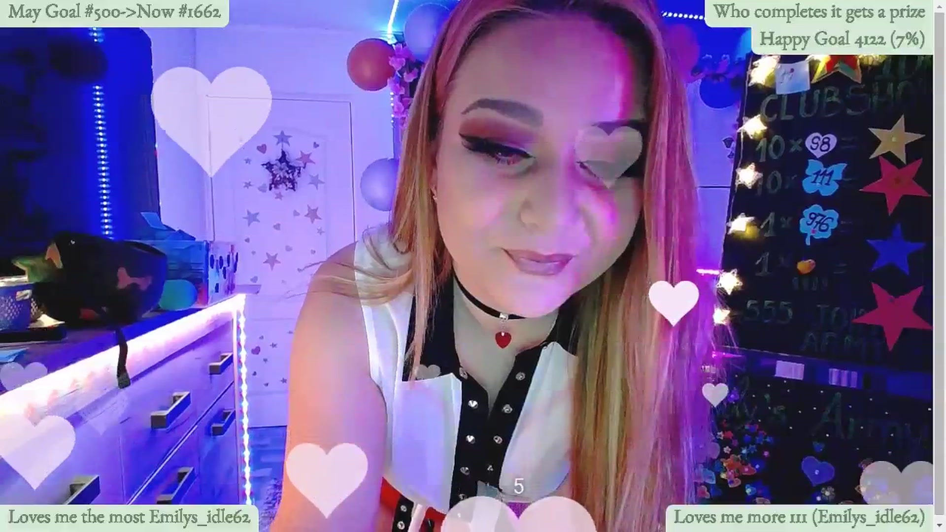 Gallery image thumbnail from Lucky_Emily's myfreecams stream on, 05/05/2025, 08:32 image 6 of 20