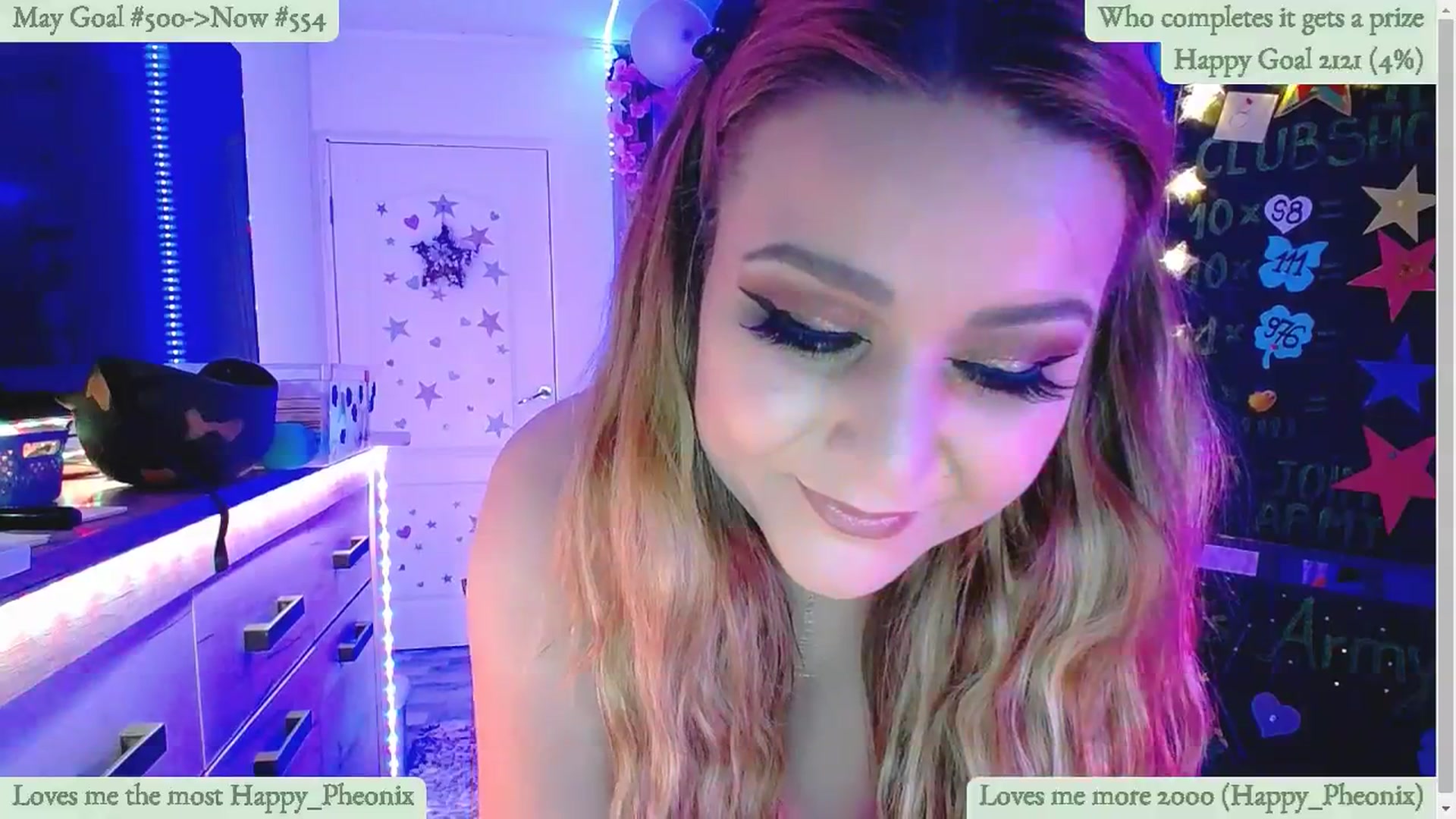 Gallery image thumbnail from Lucky_Emily's myfreecams stream on, 05/13/2025, 08:09 image 18 of 20