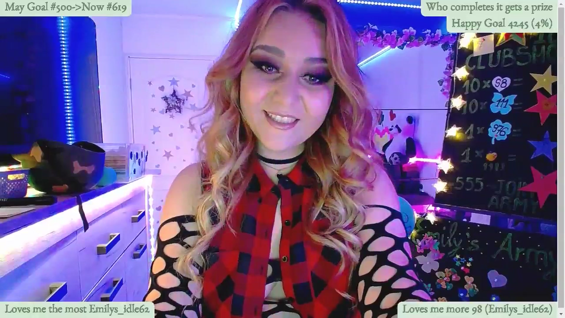Gallery image thumbnail from Lucky_Emily's myfreecams stream on, 05/20/2025, 09:29 image 3 of 20
