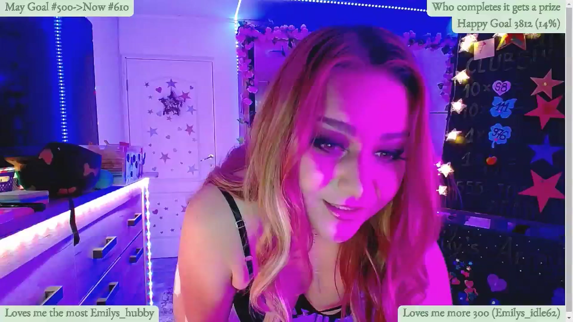 Gallery image thumbnail from Lucky_Emily's myfreecams stream on, 05/21/2025, 08:40 image 16 of 20