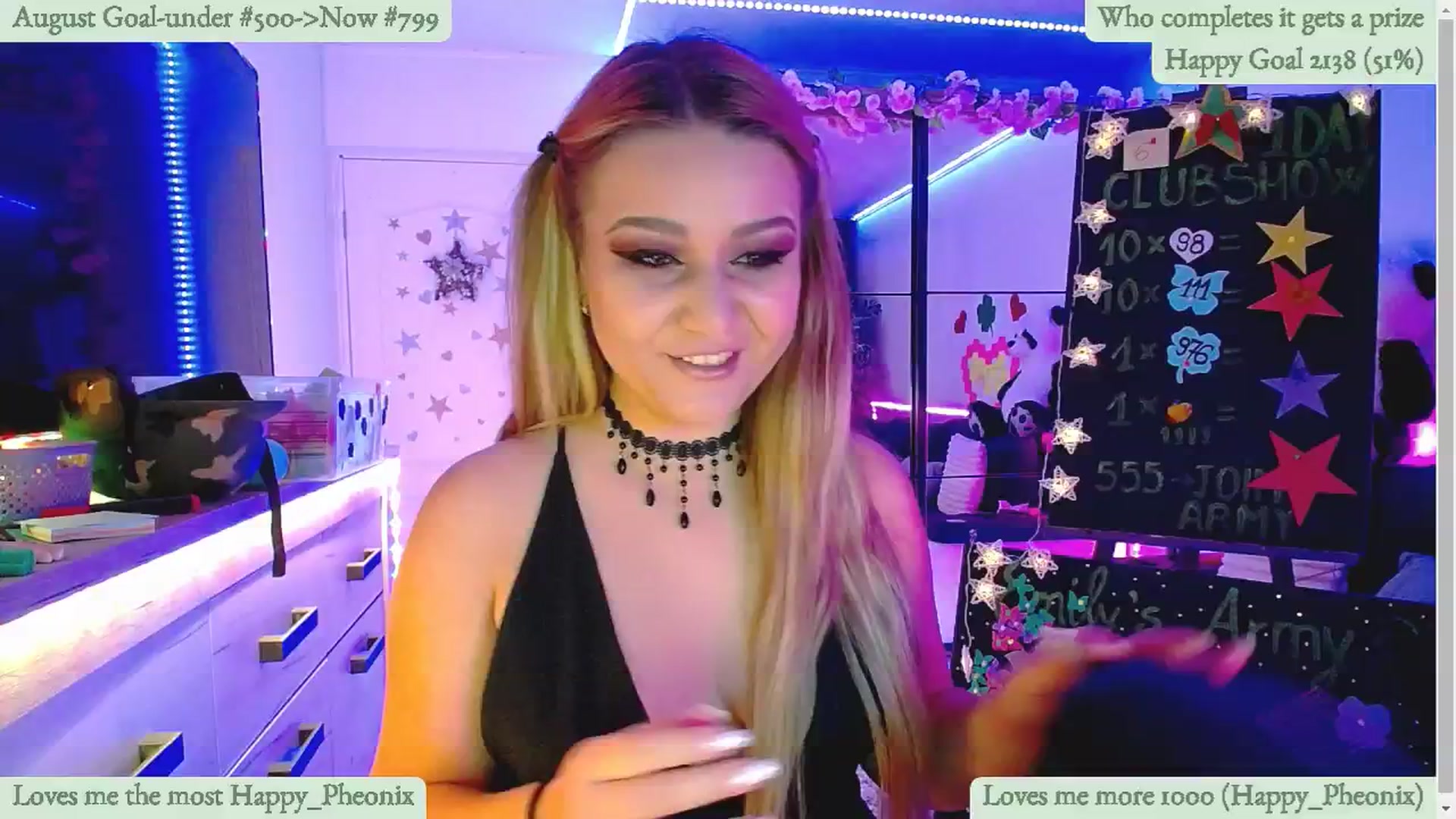 Gallery image thumbnail from Lucky_Emily's myfreecams stream on, 08/27/2025, 09:19 image 12 of 20