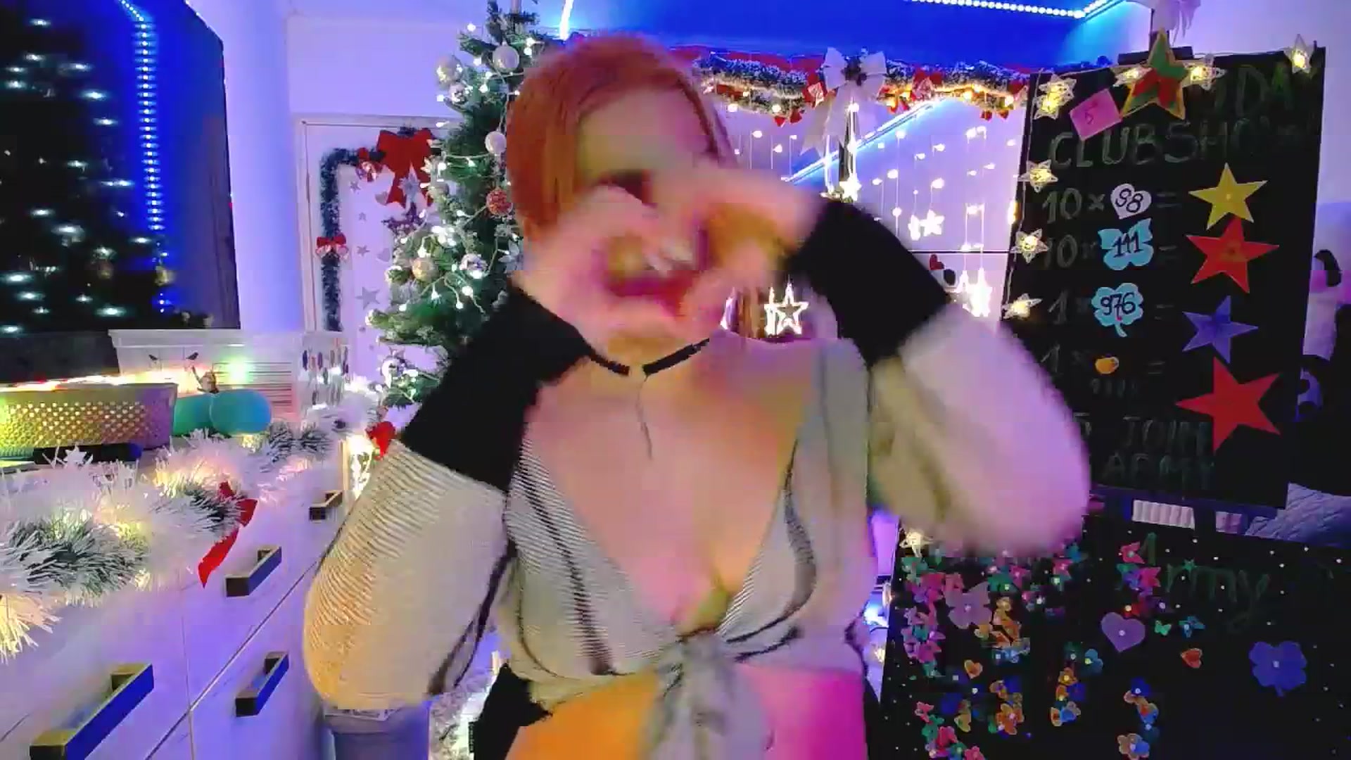 Gallery image thumbnail from Lucky_Emily's myfreecams stream on, 01/05/2026, 10:18 image 16 of 20