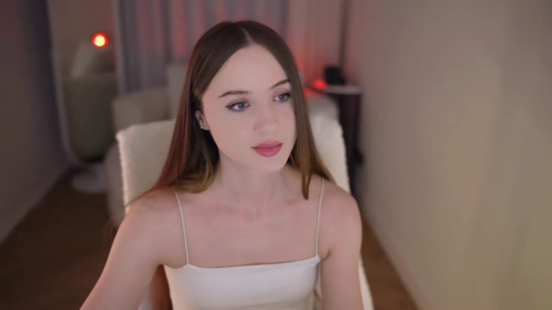 Gallery image thumbnail from Lucky_J's myfreecams stream on, 05/11/2026, 10:16 image 14 of 20