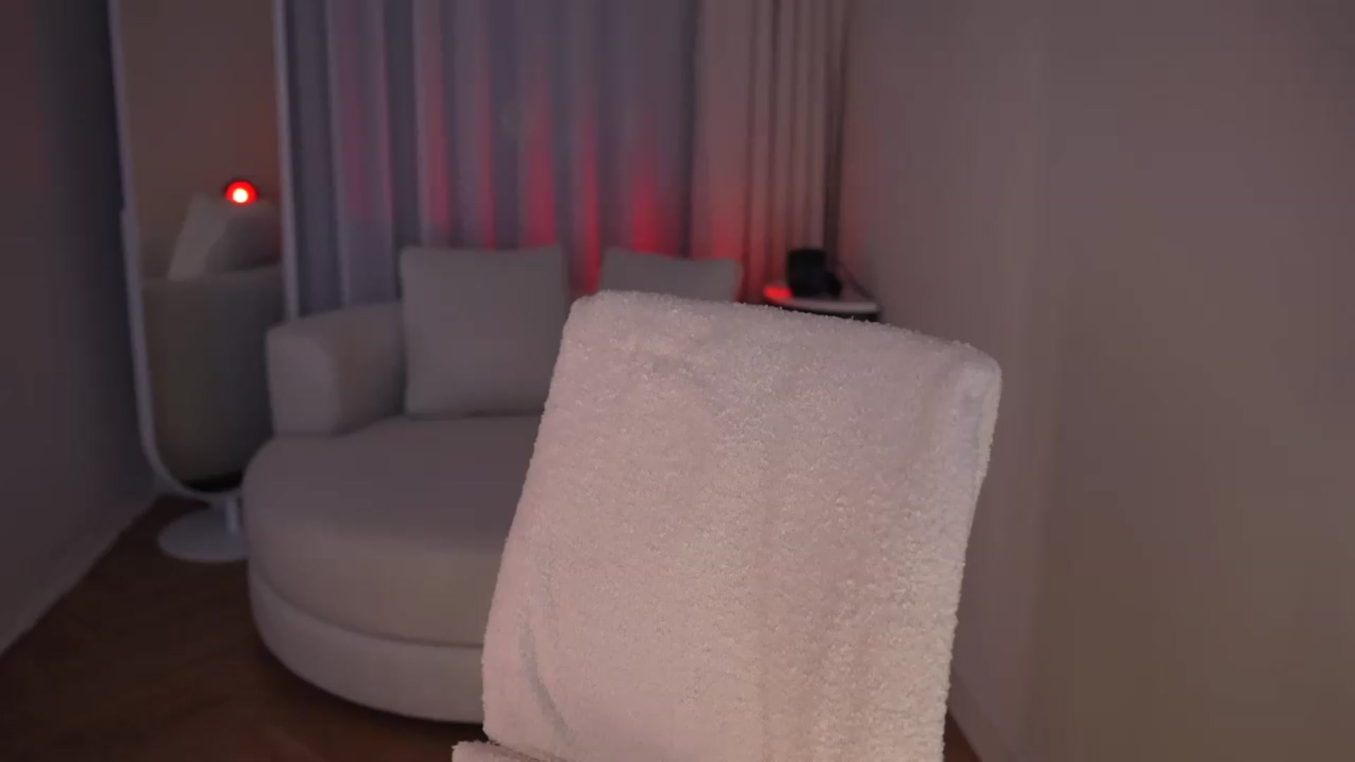 Gallery image thumbnail from Lucky_J's myfreecams stream on, 05/12/2026, 10:39 image 5 of 20