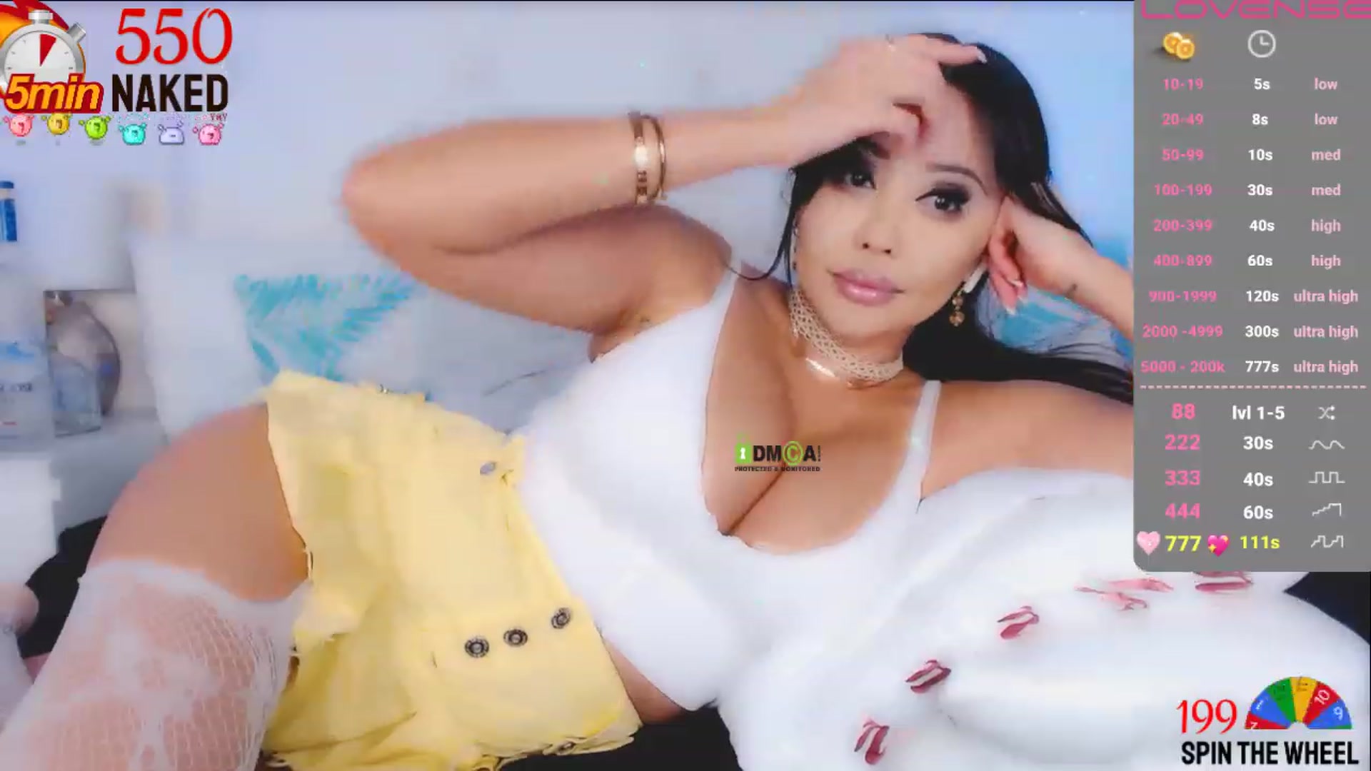 Gallery image thumbnail from Lucky_Star888's myfreecams stream on, 10/16/2023, 10:13 image 16 of 20