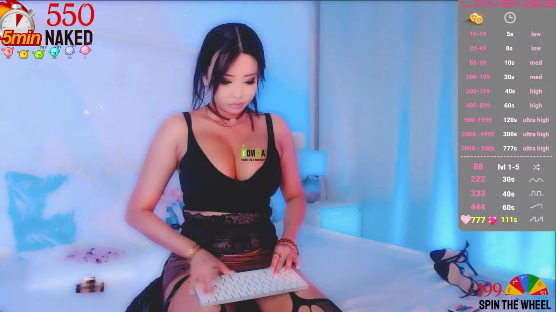 Gallery image thumbnail from Lucky_Star888's myfreecams stream on, 11/22/2023, 10:49 image 17 of 20