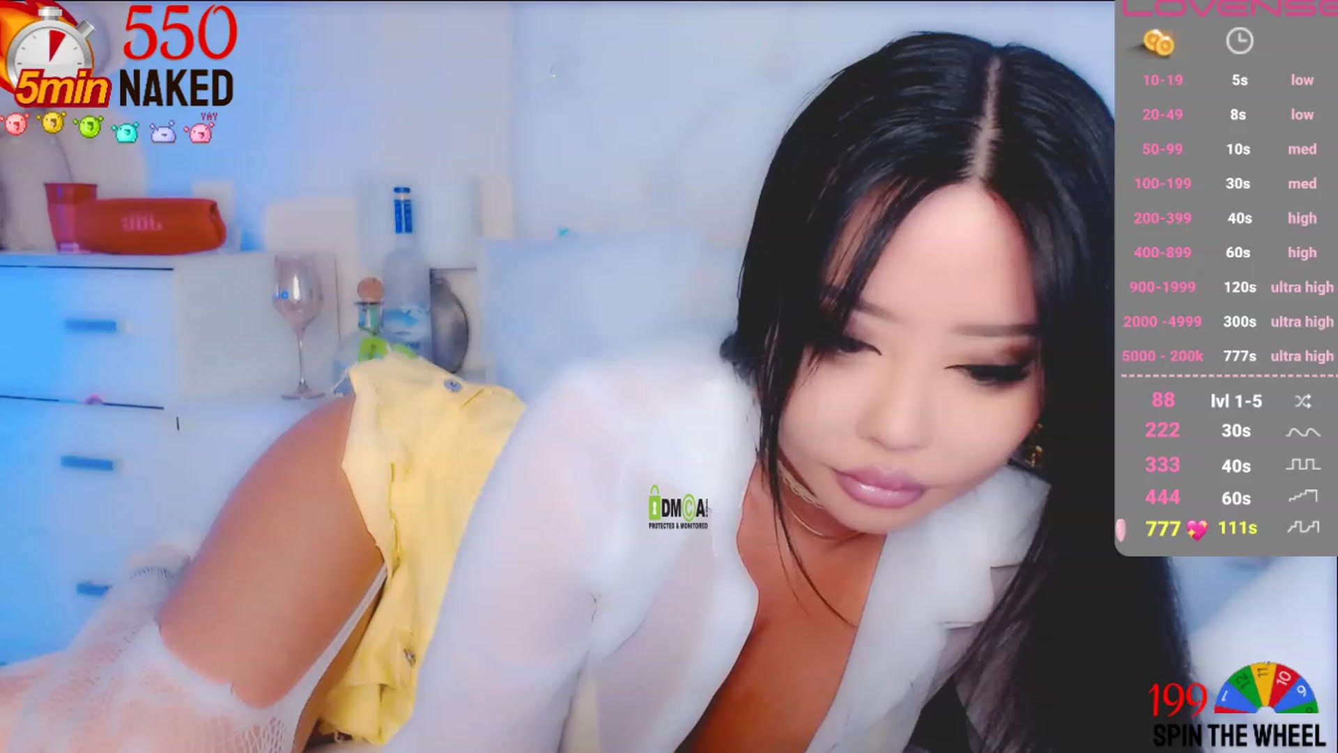 Gallery image thumbnail from Lucky_Star888's myfreecams stream on, 11/30/2023, 10:28 image 14 of 20