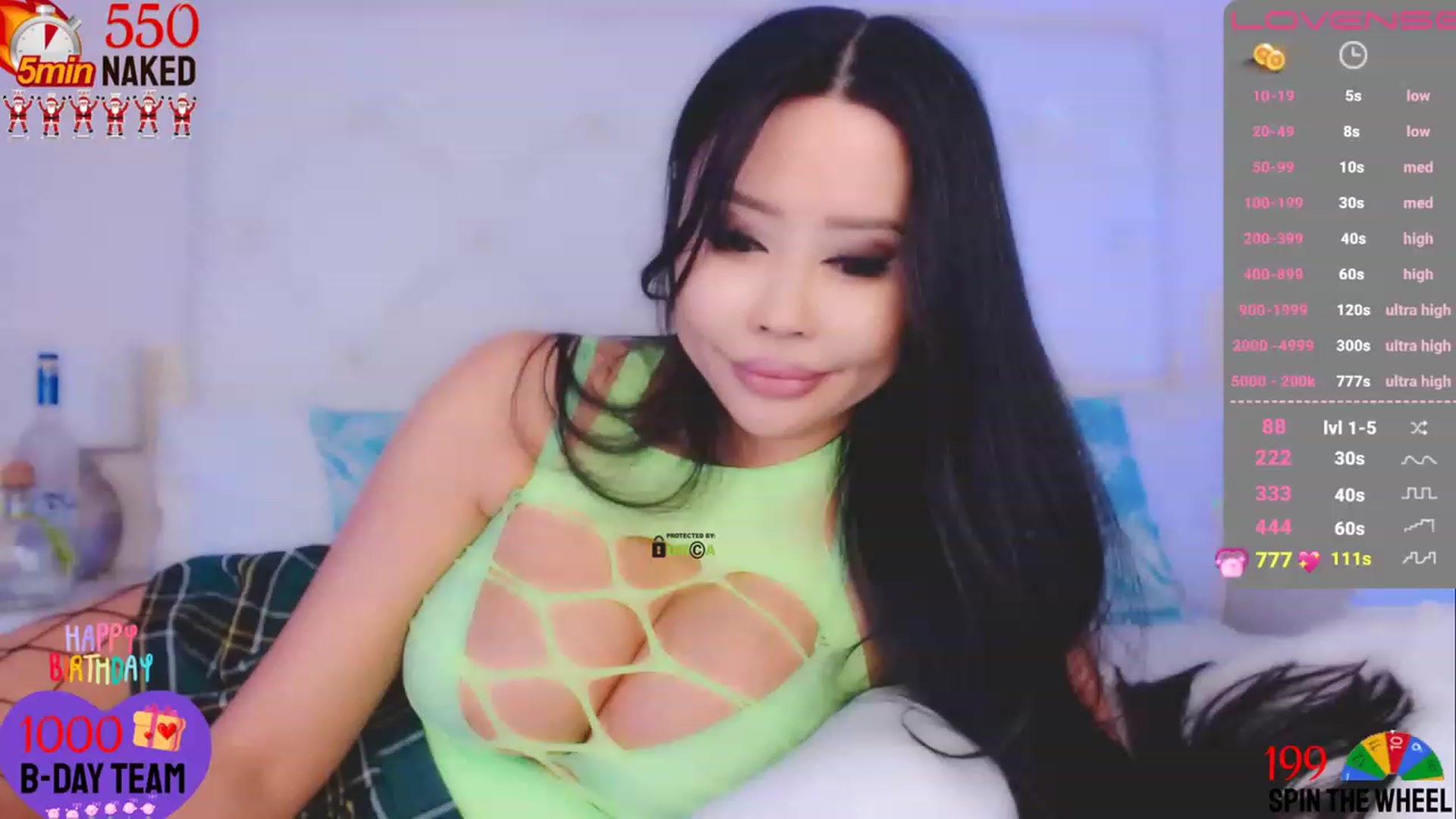 Gallery image thumbnail from Lucky_Star888's myfreecams stream on, 01/06/2024, 10:25 image 18 of 20